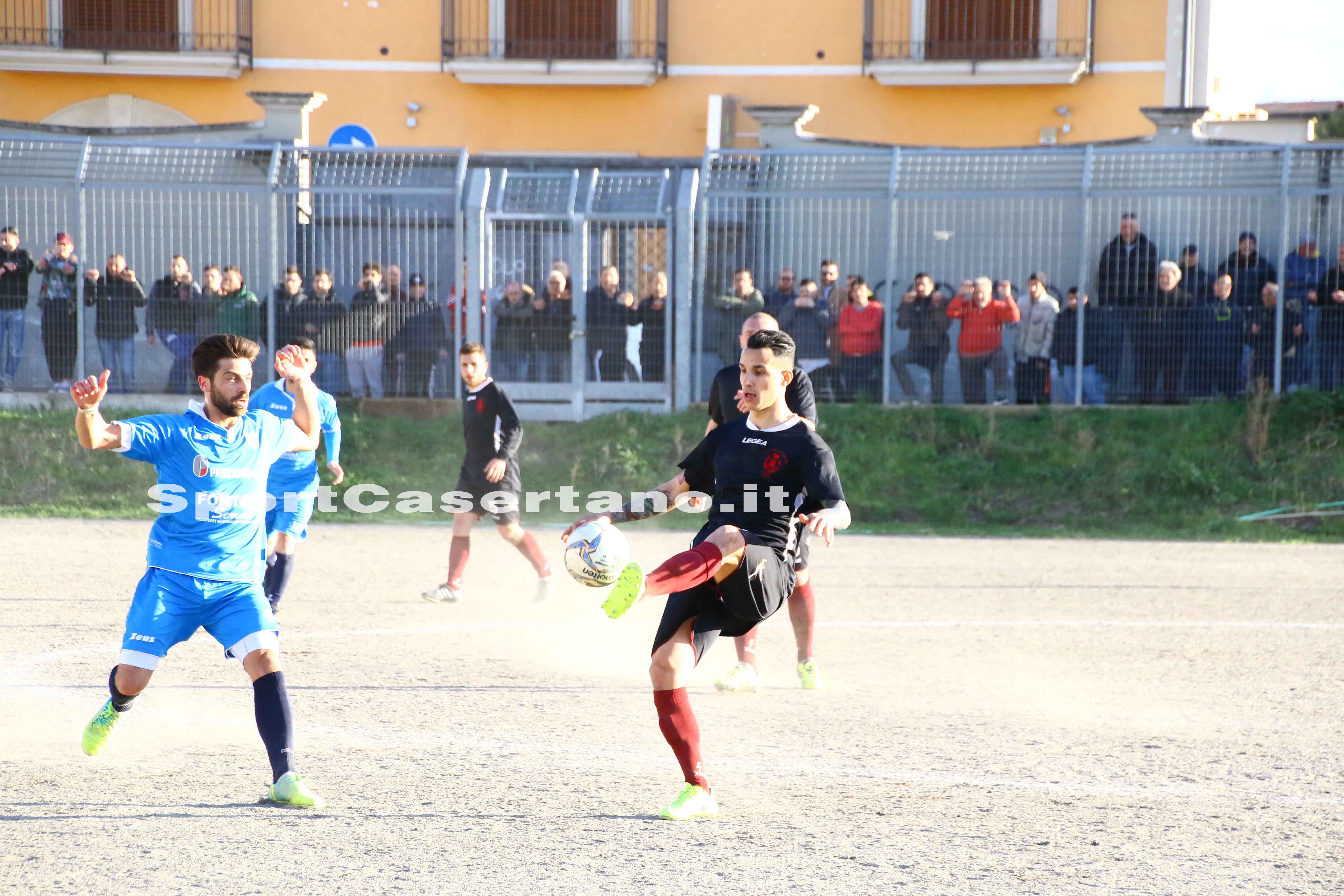 Maddalonese-Villa Literno, tanto agonismo ma niente gol: la fotogallery del match