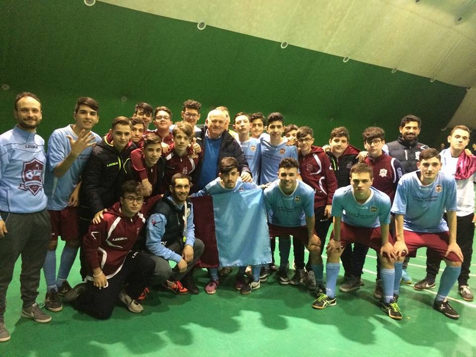 Marcianise Futsal Academy in estasi: gli Allievi bissano la vittoria dei Giovanissimi e si aggiudicano il titolo di Campioni provinciali