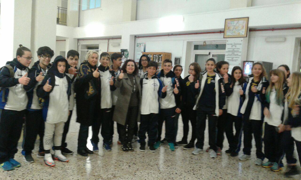 Quattro primi posti per gli alunni della ‘Stroffolini’ Casapulla alle finali provinciali di atletica su pista