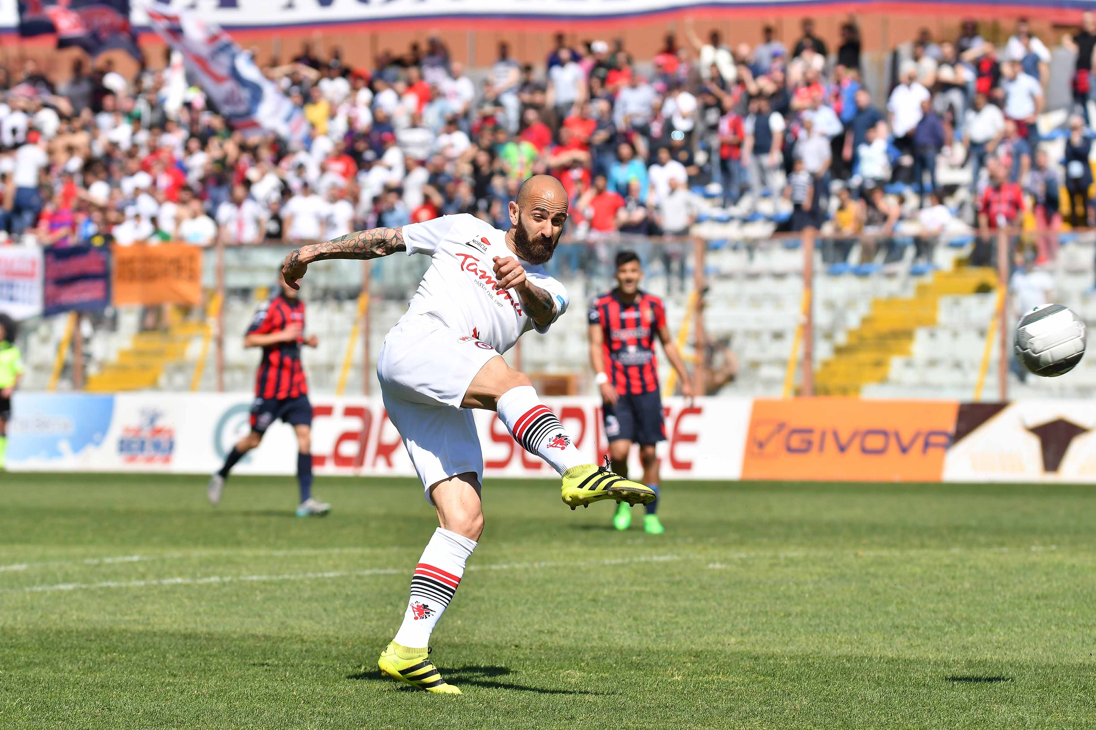 I marcatori della Lega Pro: Mazzeo rafforza il primato, Catania fa volare il Siracusa. Avanti Ripa, Foggia e Albadoro