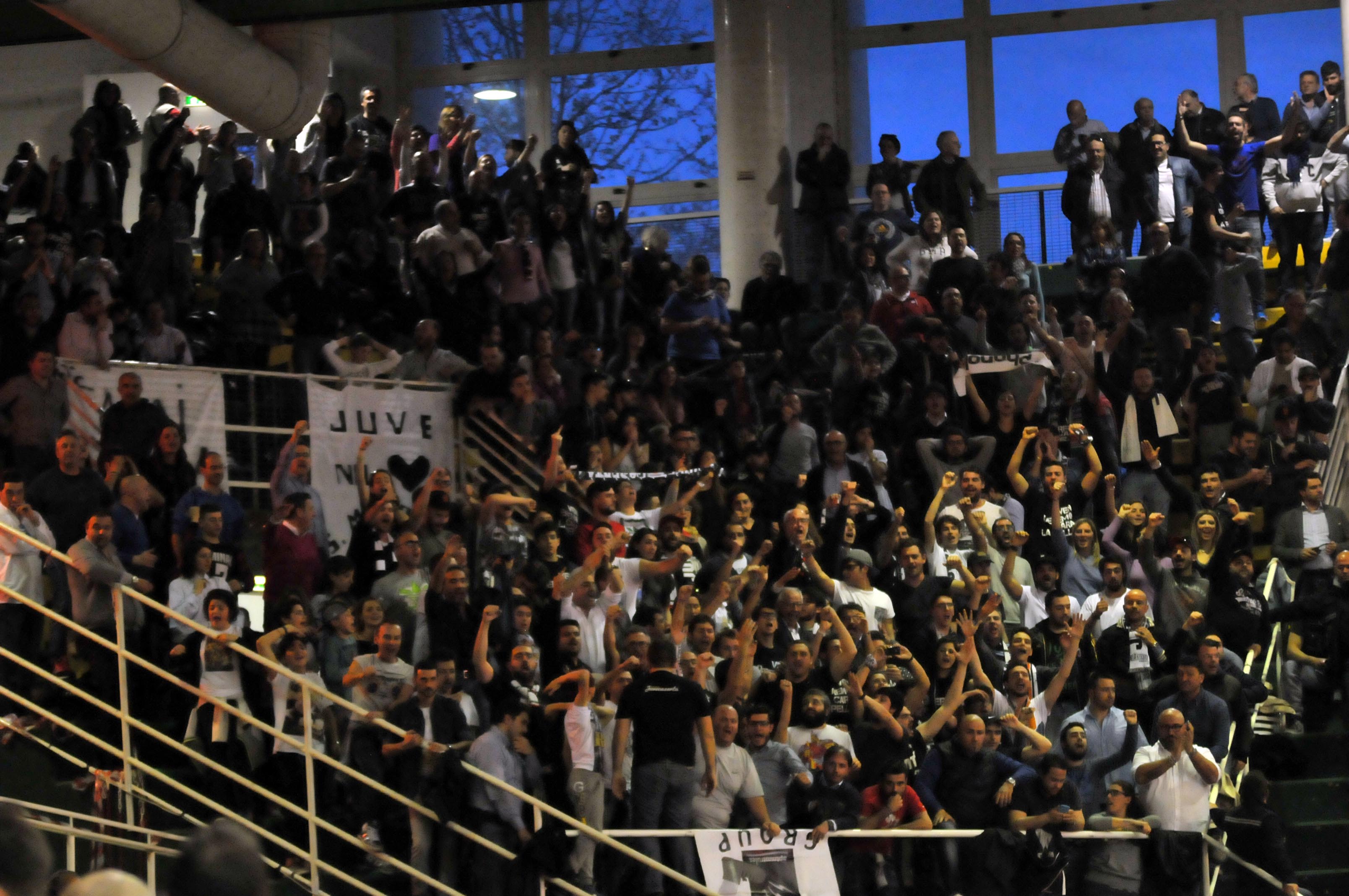 Juve, biglietti in vendita per il derby di Avellino. Prezzo speciale per i primi cento