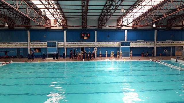 Volturno-Acquachiara si giocherà dal momento della sospensione, ma a porte chiuse. Sanzioni per entrambe le squadre.