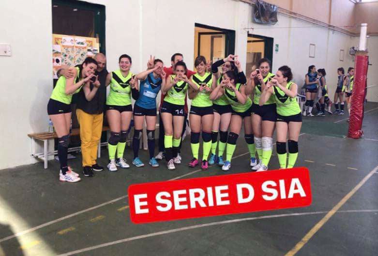 Il “rosa” del Volley Sessa festeggia l’accesso in Serie D