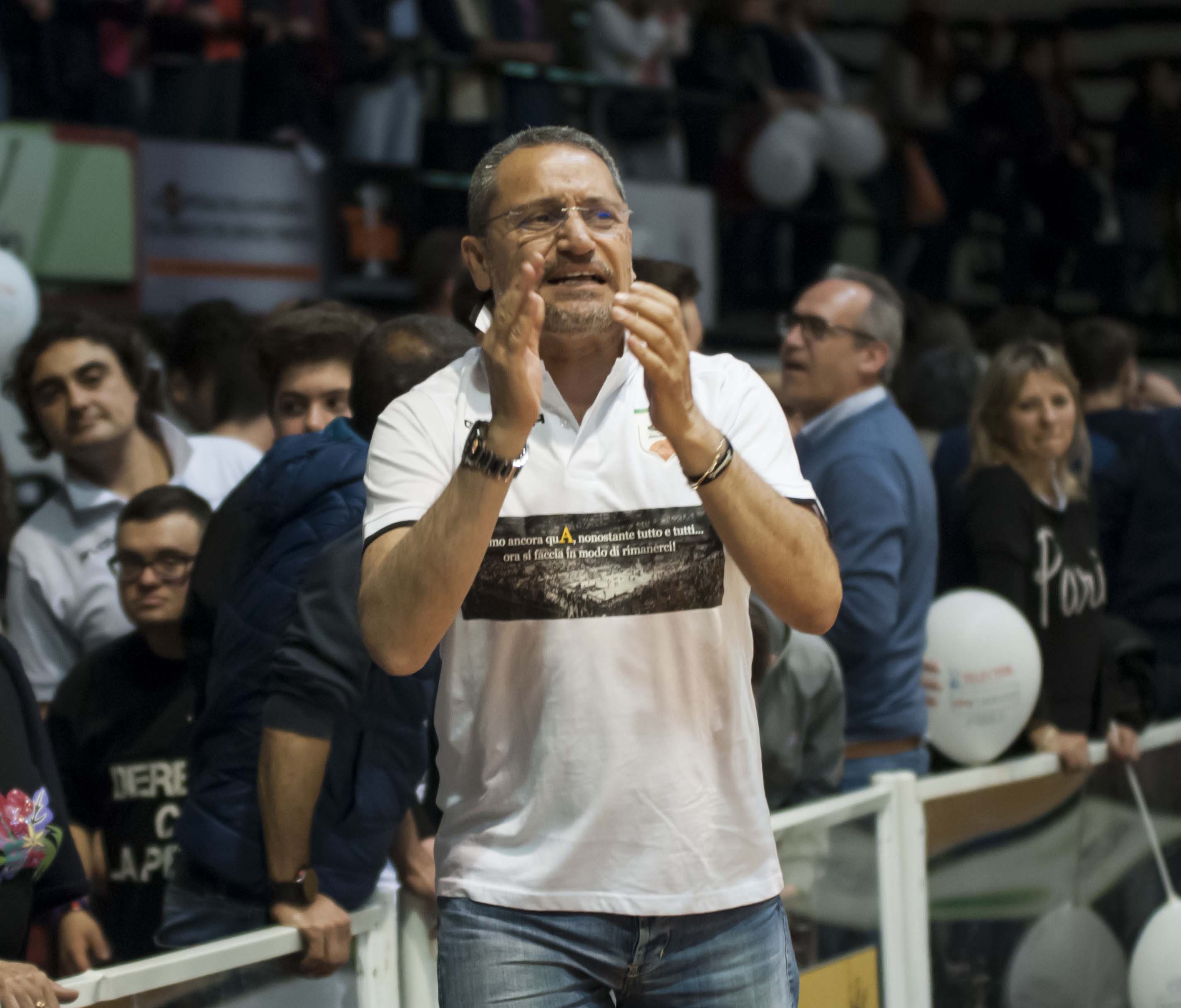 Iavazzi lancia l’ultimo allarme: “Chi vuole la Juvecaserta si faccia avanti, al massimo resterò col 20%. Vigorito? Mai incontrato”