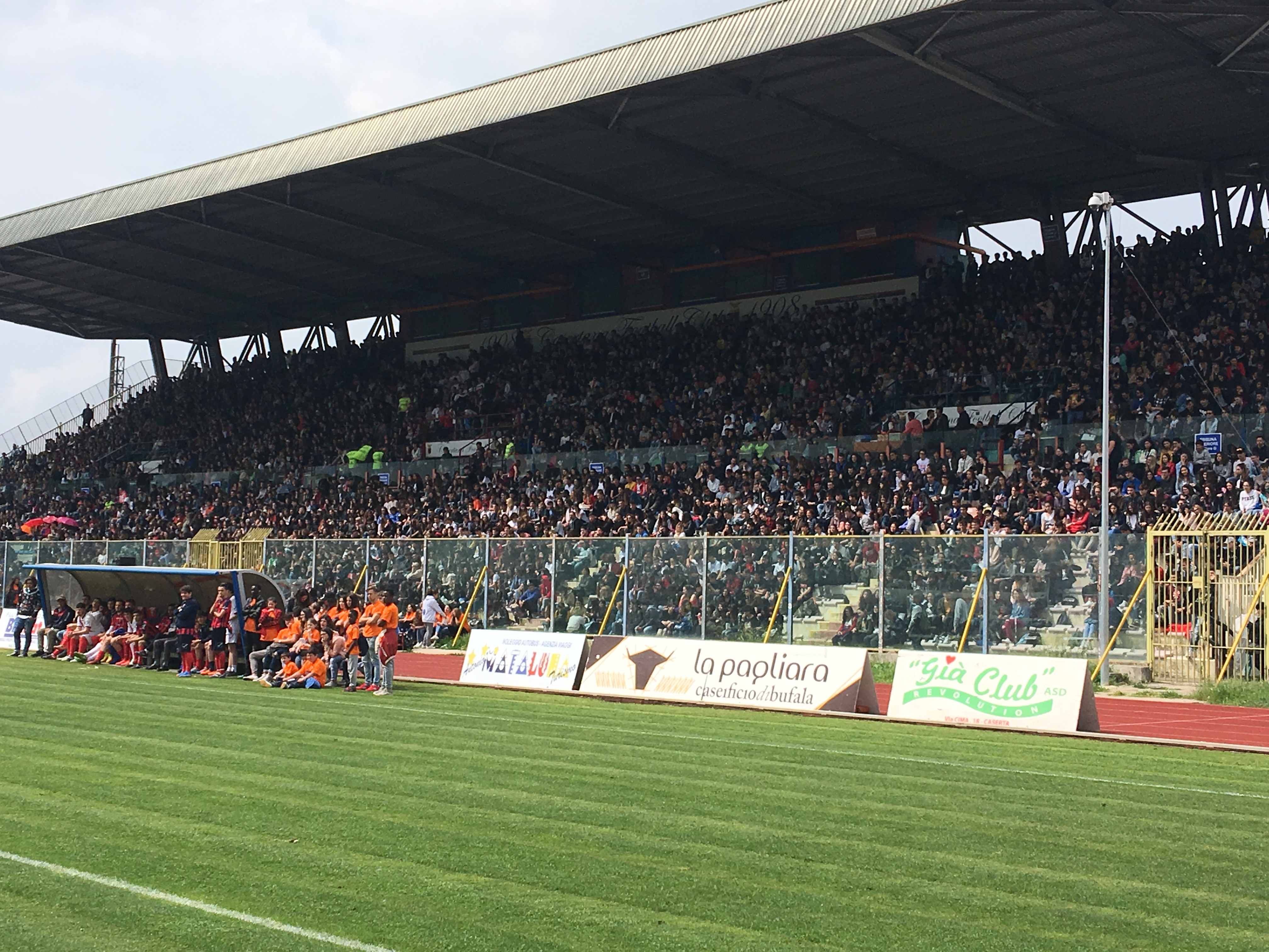 Pinto stracolmo per la ‘Partita del cuore’, la nostra fotogallery