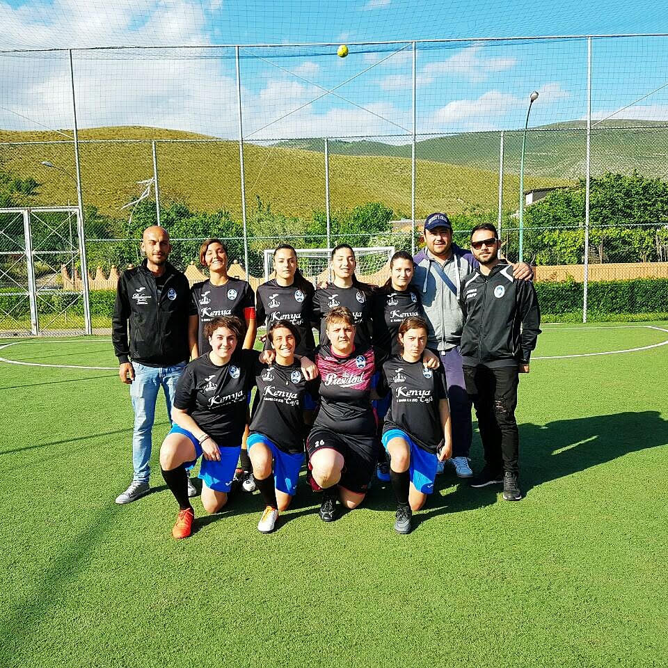 Futsal Gladiator, il rinnovamento porta i suoi frutti per la femminile! Secondo posto nel campionato CSI ed ora partono i play-off