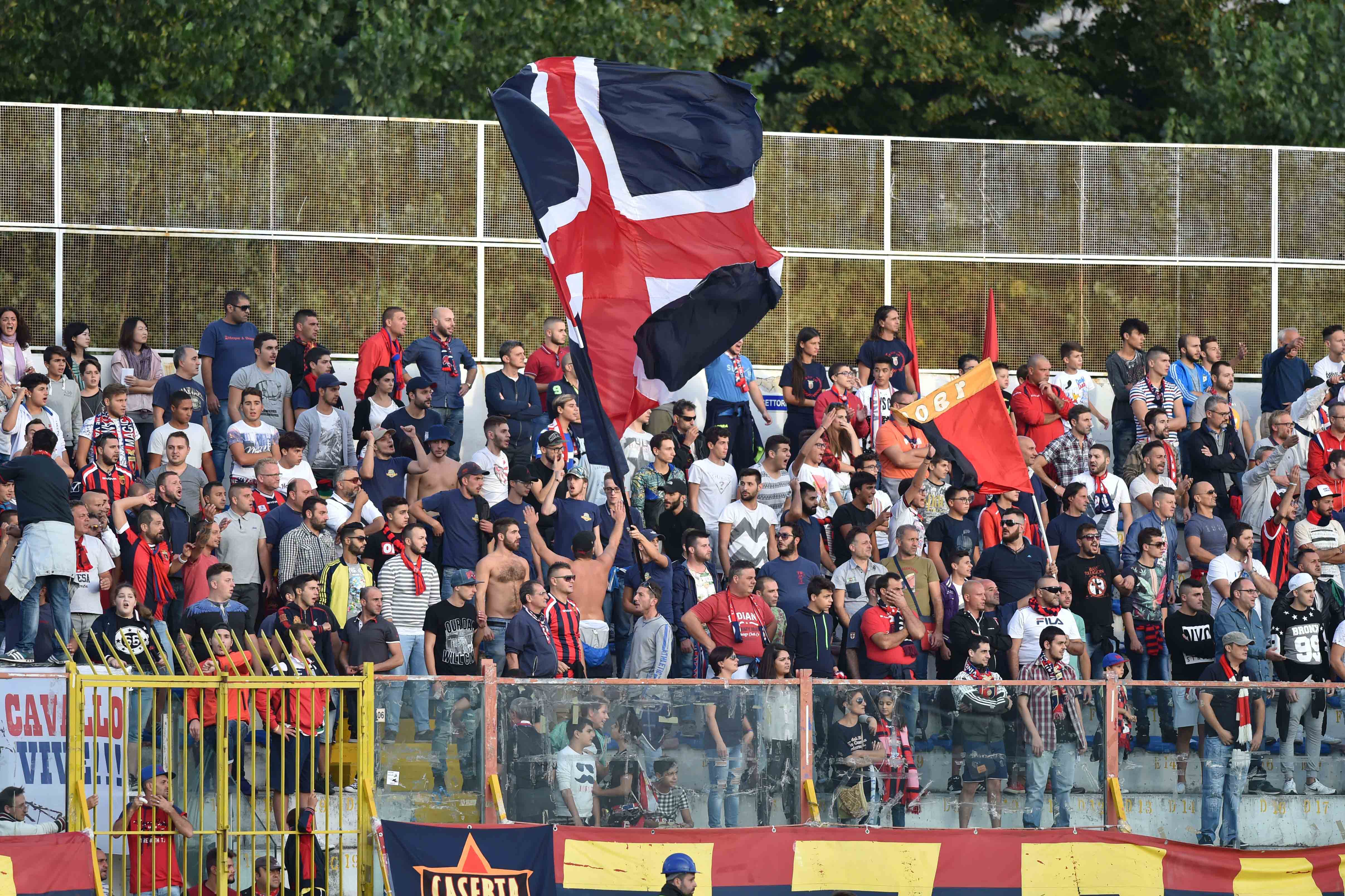 Casertana-Catania, prezzi stracciati per spingere i falchetti nei playoff