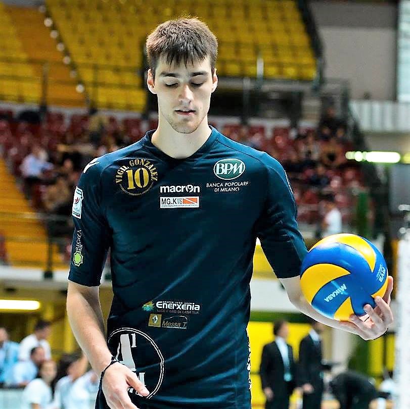 Capolavoro della Sigma Aversa: al centro arriva il 24enne nazionale spagnolo Alejandro Vigil Gonzalez