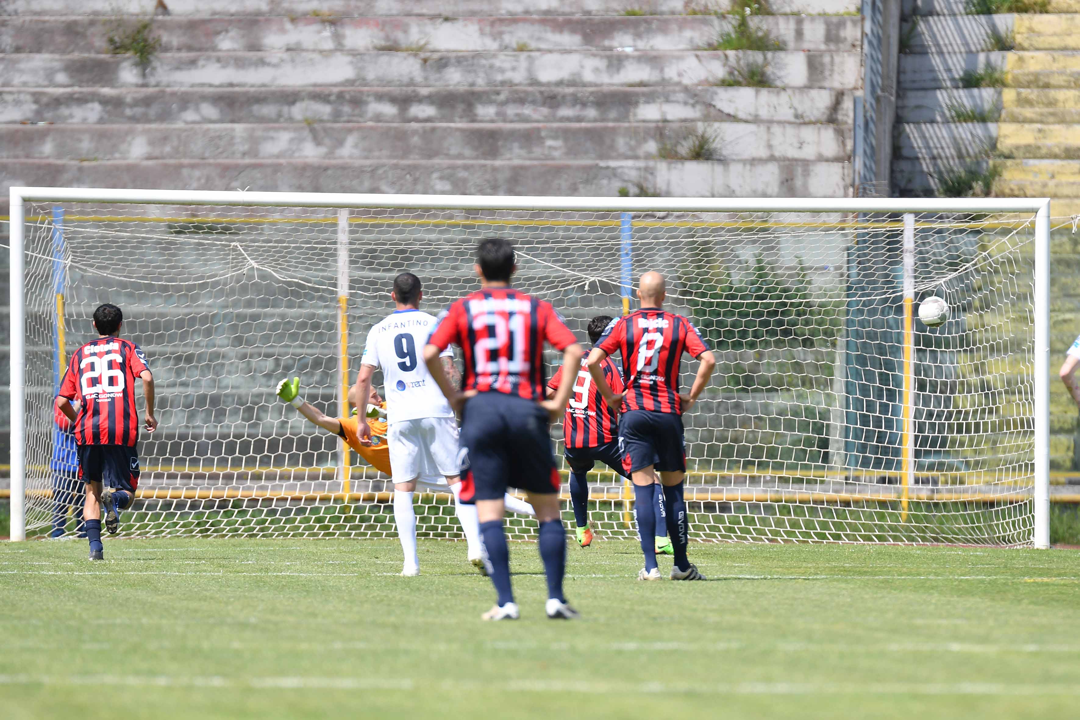 Giornata di addii per la Casertana: via un altro calciatore