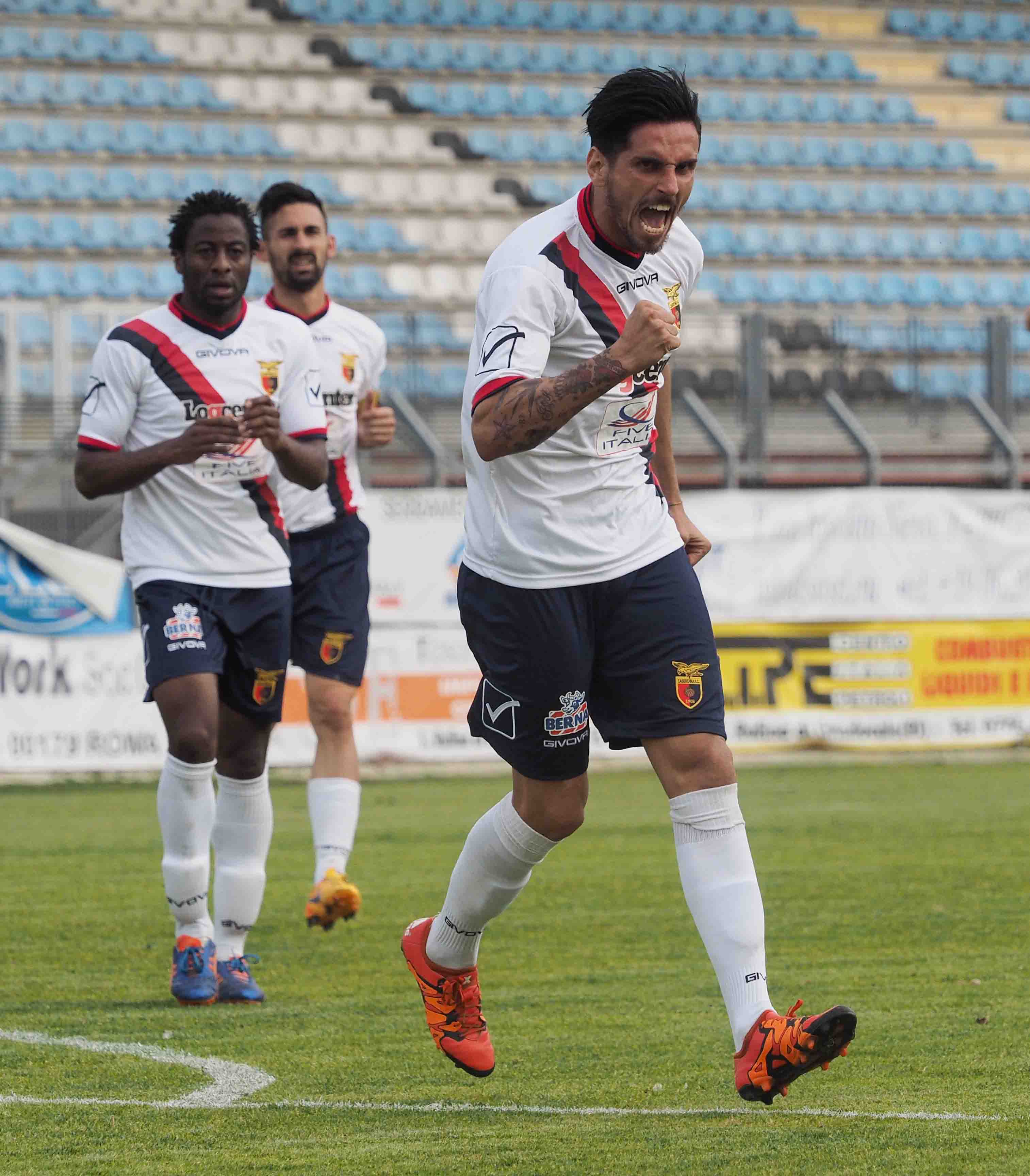 Bienvenido de nuevo Luis María! La Casertana riabbraccia Alfageme