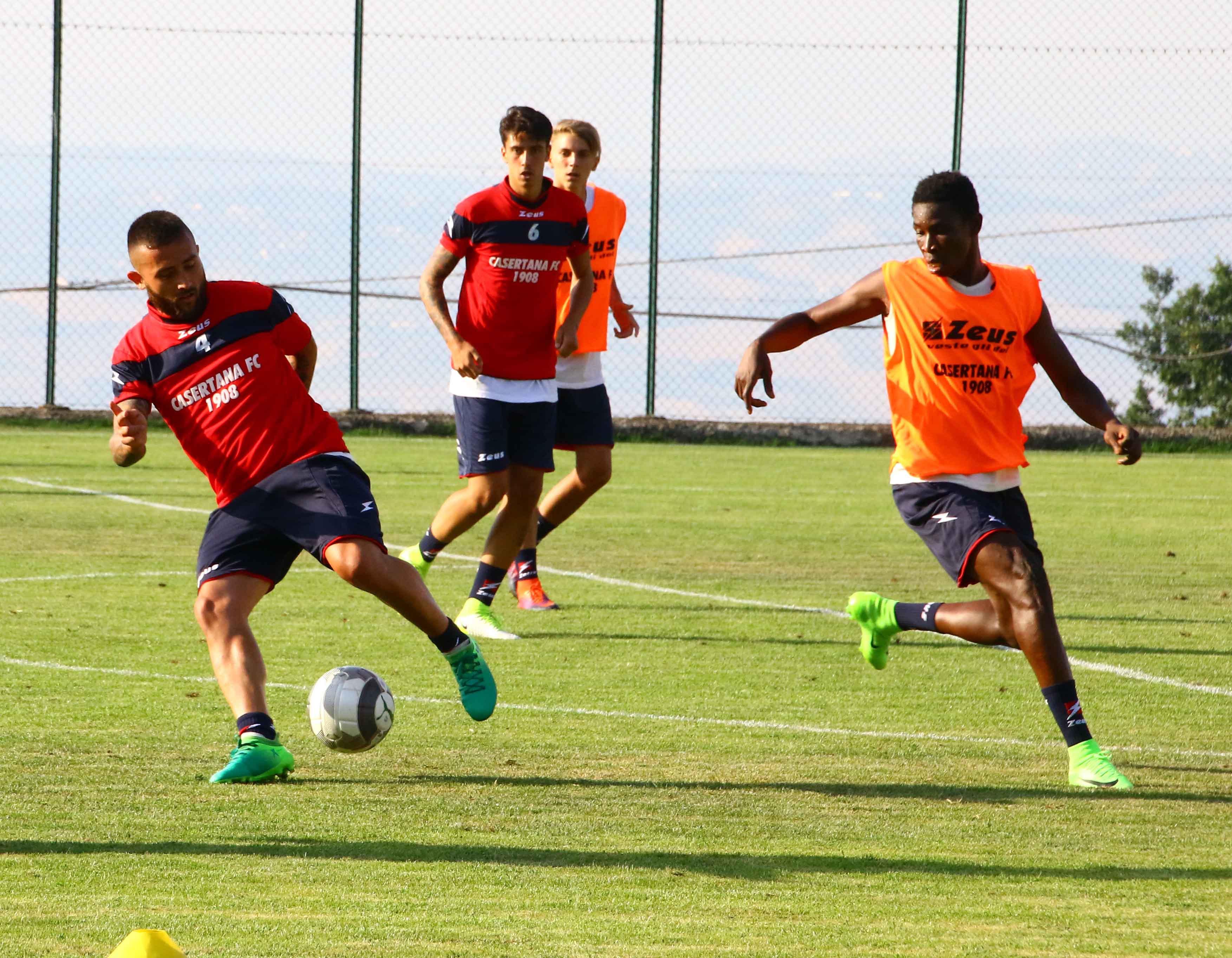 VIDEO – Allenamenti intensi per la Casertana, mercato e Coppa Italia nel nostro report di giornata