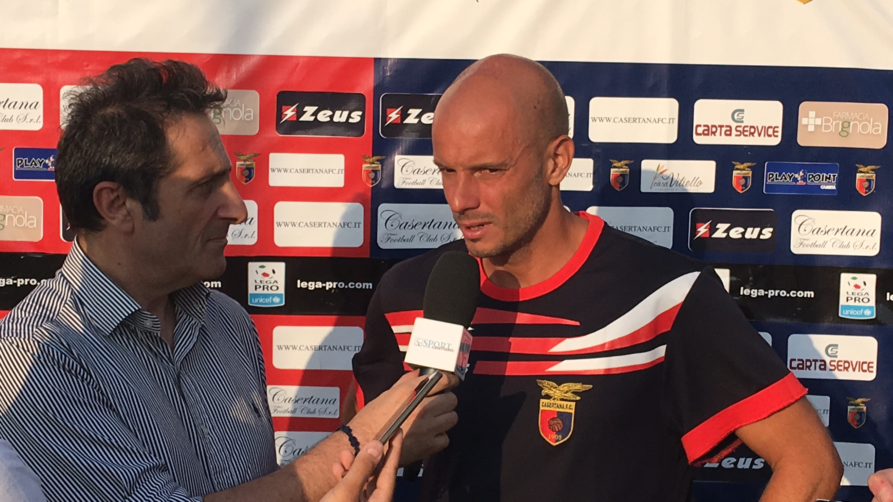 Rajcic si carica la Casertana sulle spalle: “Onorato di continuare a indossare questa maglia. Bisogna difendere la nostra casertanità”