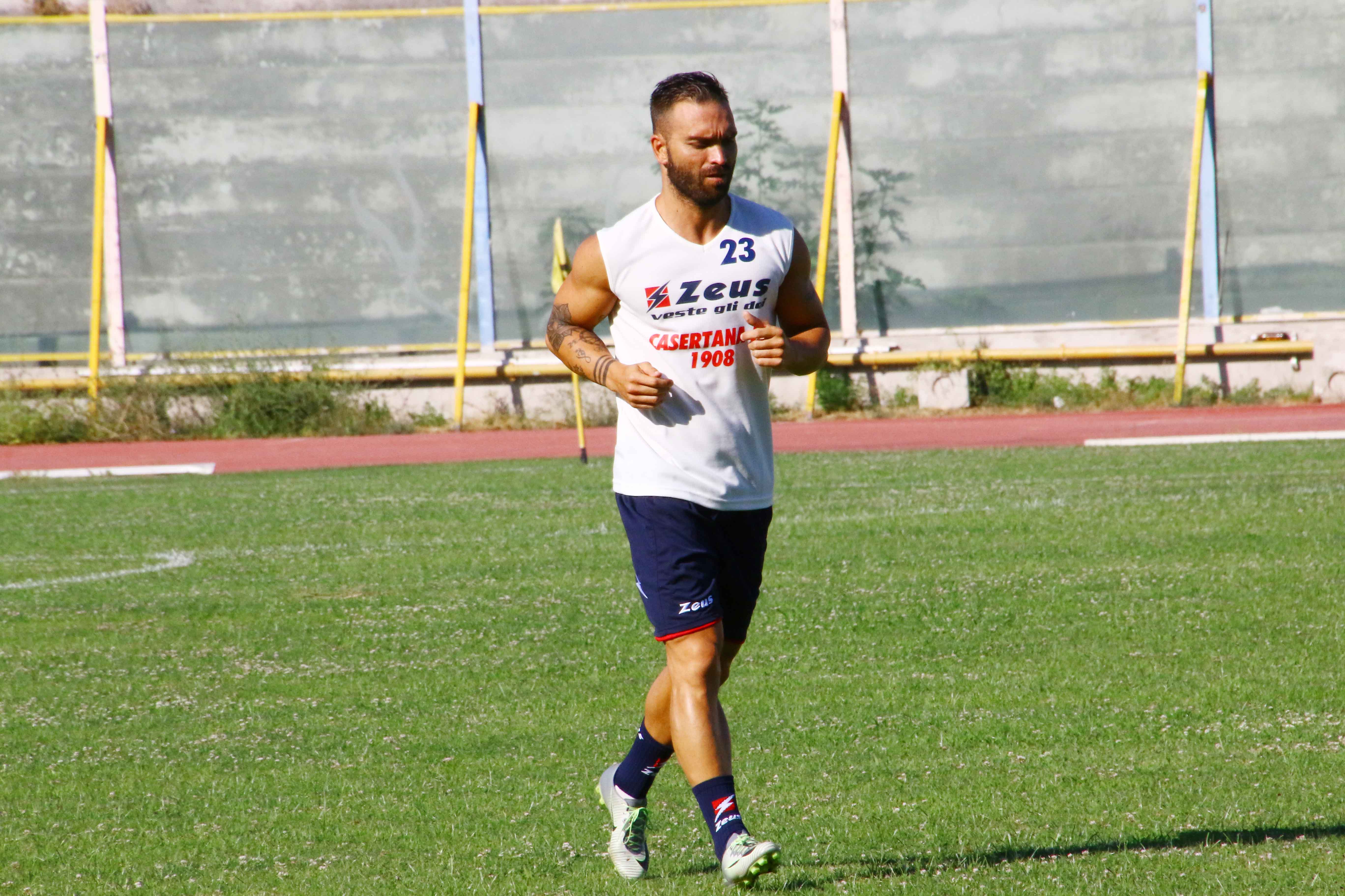 In attesa dei rinforzi la Casertana ha in prova un esperto attaccante