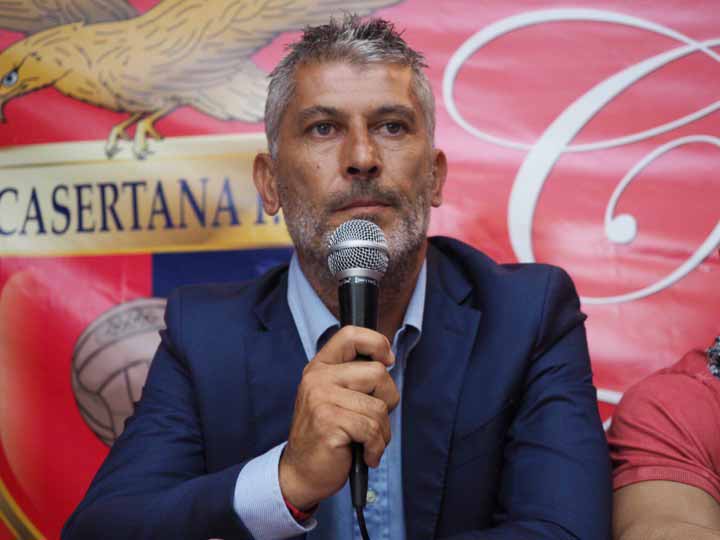 Casertana ecco Scazzola: “Questo entusiasmo è straordinario, insieme possiamo divertirci”