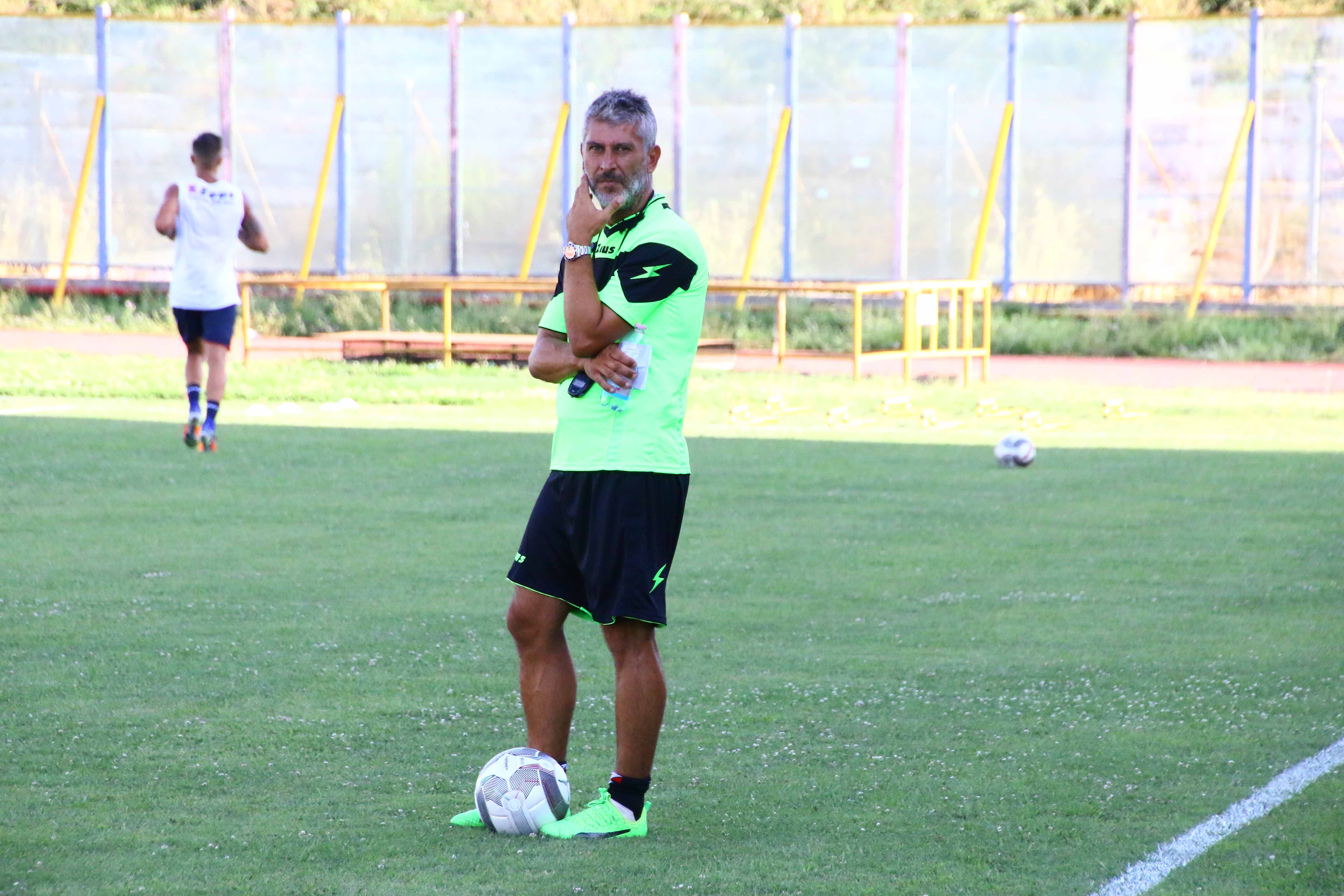 VIDEO – Scazzola carica la Casertana: “Matera favorito ma vogliamo passare il turno”