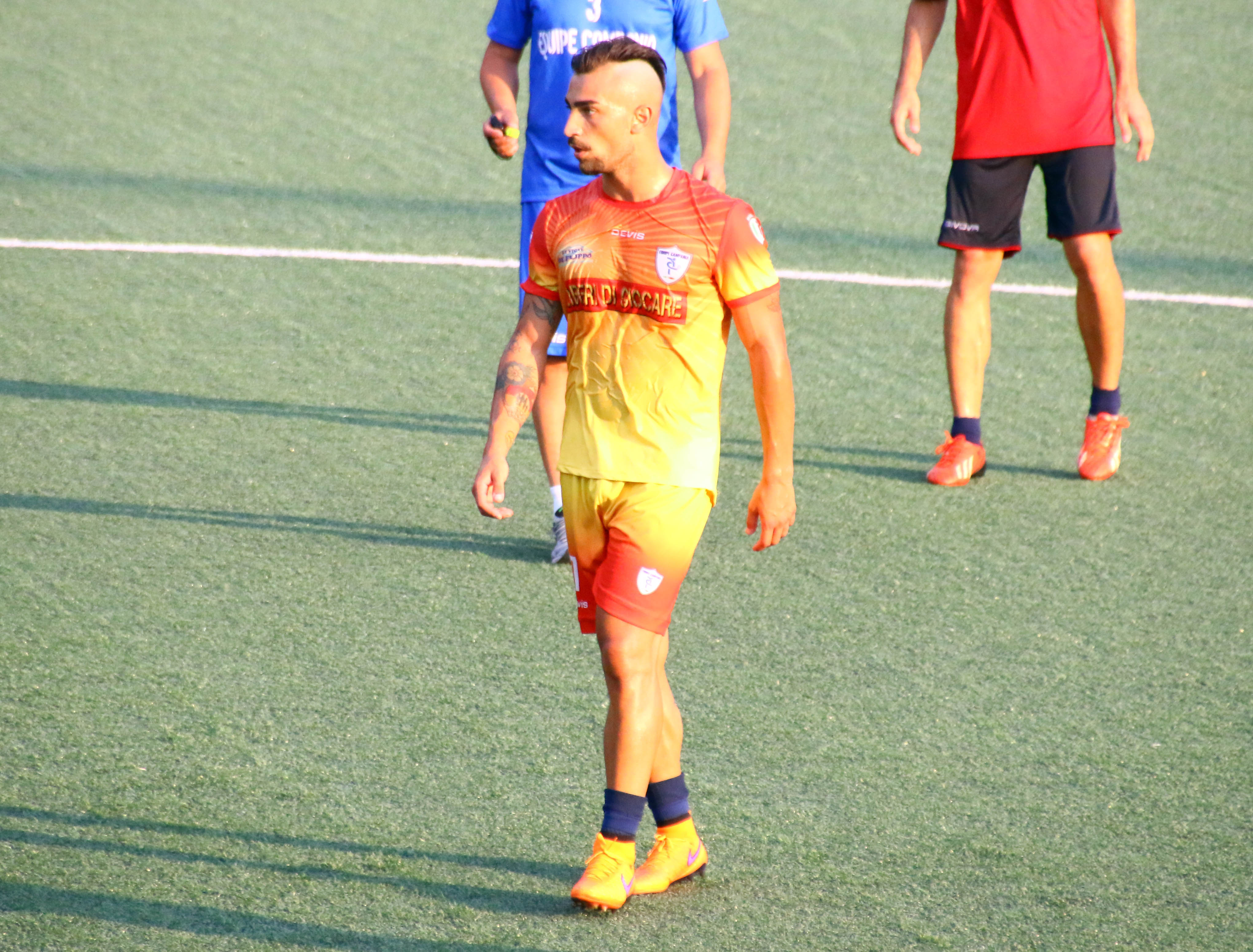 Niente Casertana per Simeri, la smentita dell’agente Paolo Palermo: “Tante bugie su Simone. Vi dico io la verità”