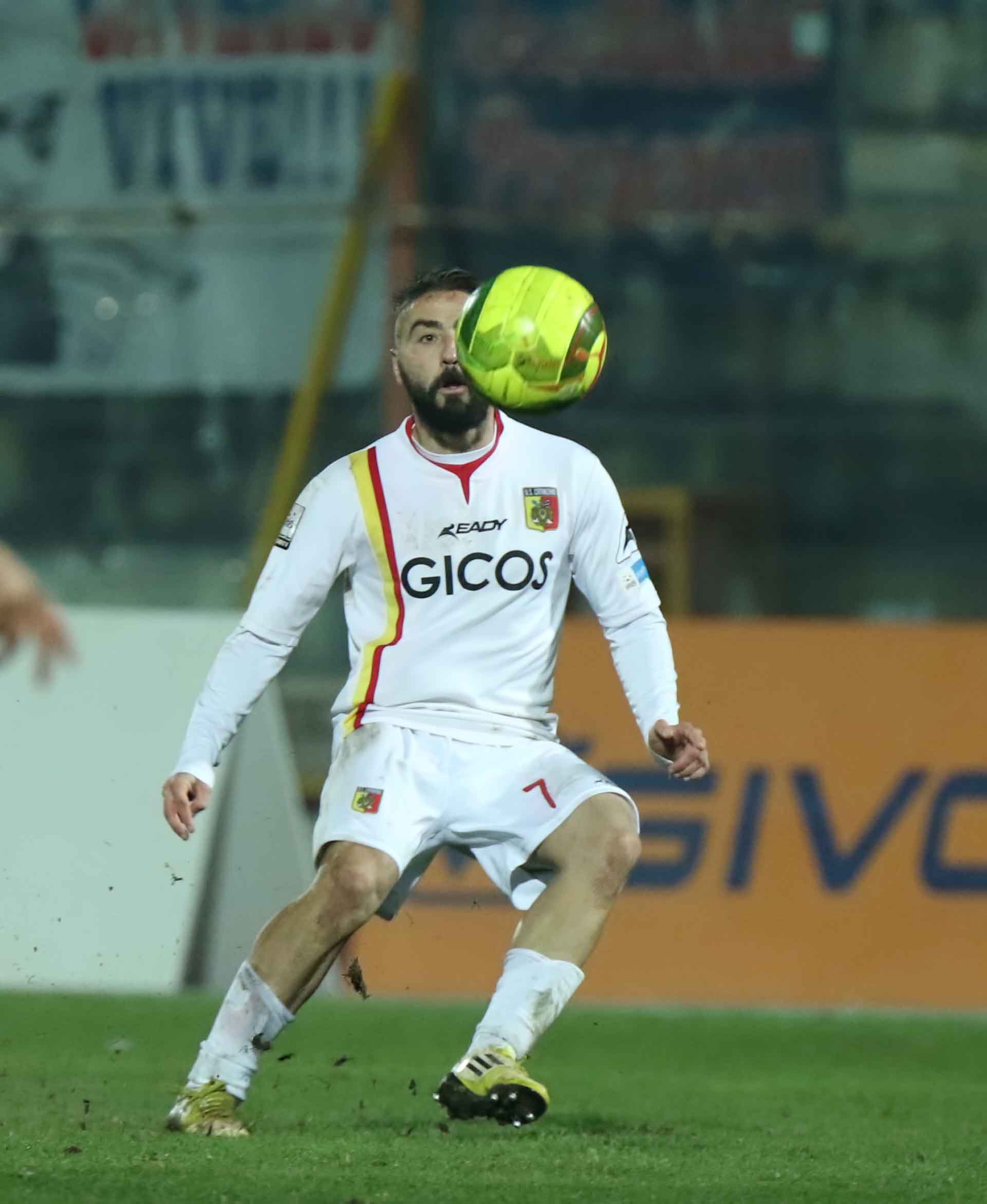 Primo tempo regalato, la Casertana parte subito con una sconfitta e tanti rimpianti