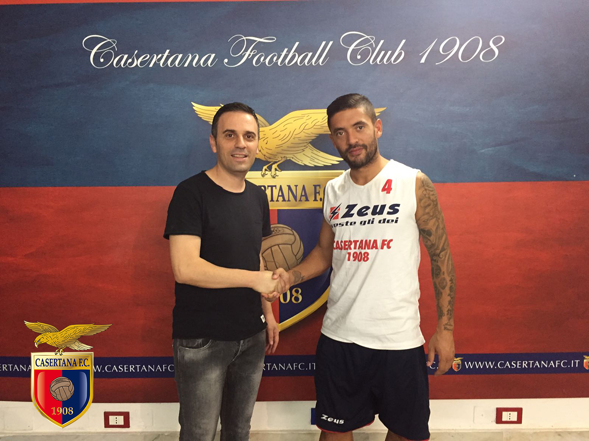 Casertana-De Rose finalmente il sì: “Grazie a D’Agostino e Martone, grandi stimoli in una piazza così importante”