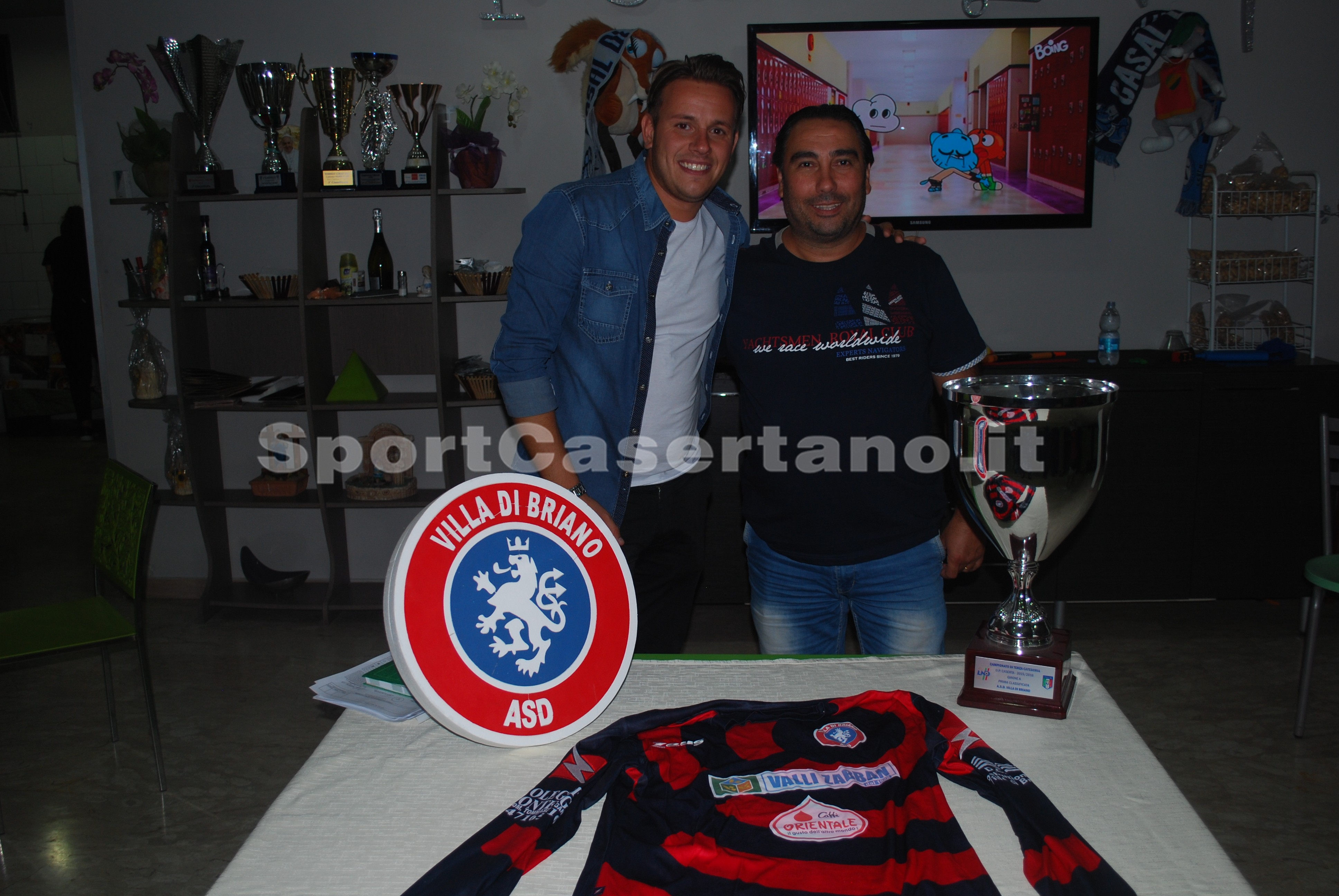 Villa di Briano, la fiducia del tecnico Laiso: “Abbiamo allestito una squadra competitiva. Vogliamo ritornare a giocare nel nostro stadio”