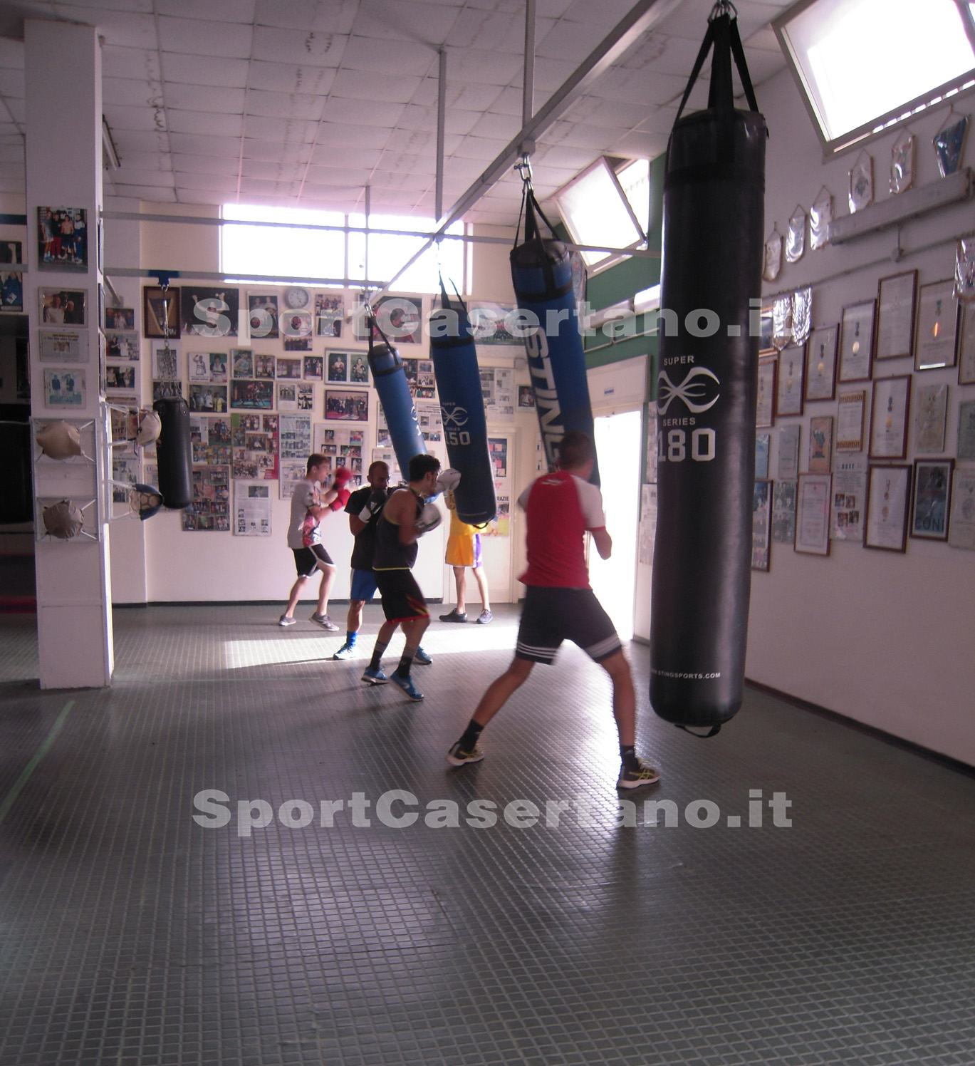 Cibo e guantoni allo Street Food Festival: la Tifata Boxe con Perugino sul ring a Santa Maria