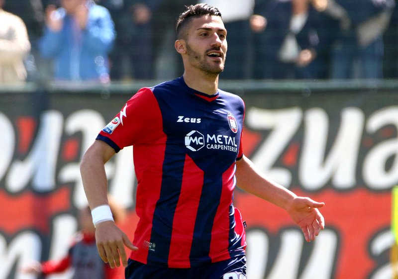 Seconda puntata di TARGATO CE. Trotta illumina il Crotone con un gioiello, scherzetto di Carrotta alla Casertana e Crispino…