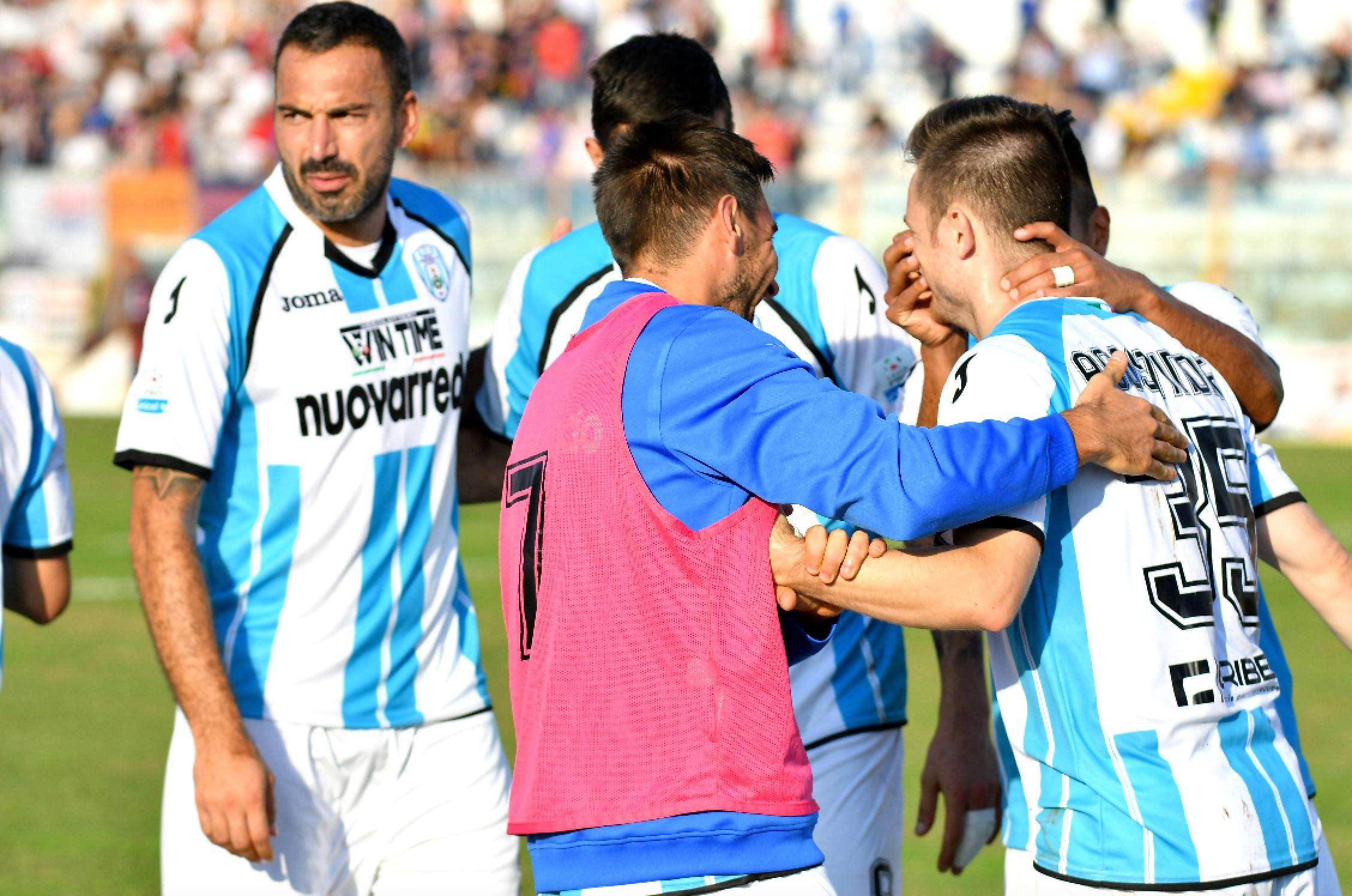 Casertana disastrosa, la Virtus Francavilla fa il colpo e per i rossoblù è crisi nera