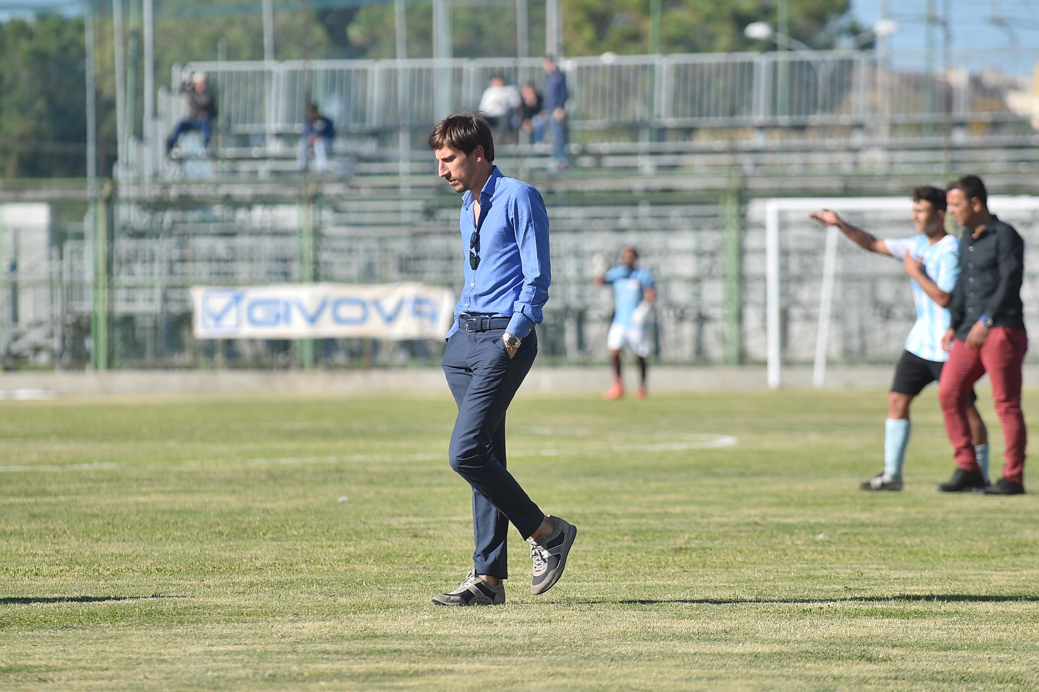 L’Aversa ha deciso: via mister Caruso, in panchina arriva un ex serie A