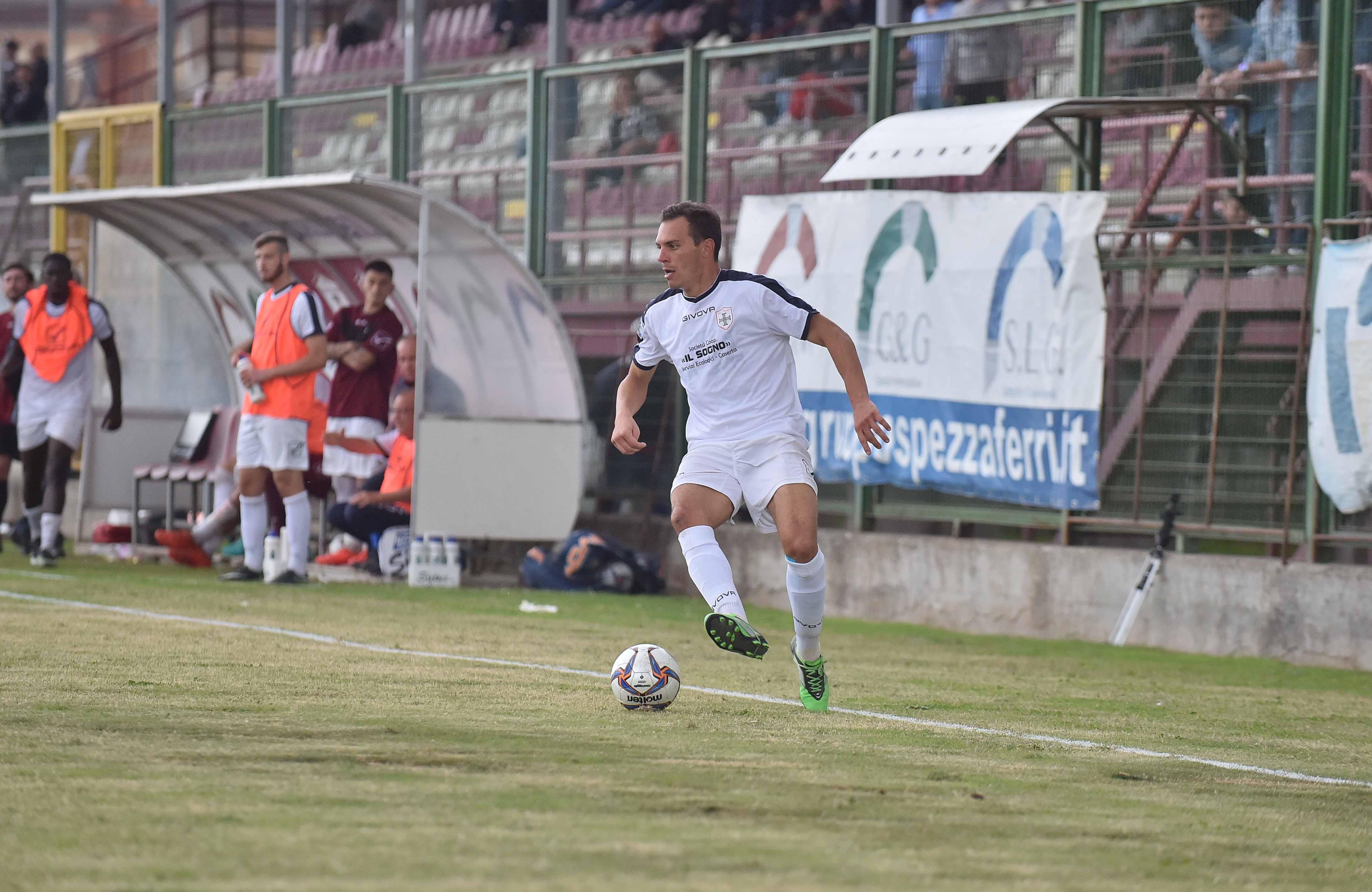 Per l’Aversa bruciante sconfitta interna col Cerignola: arbitraggio sul banco degli imputati