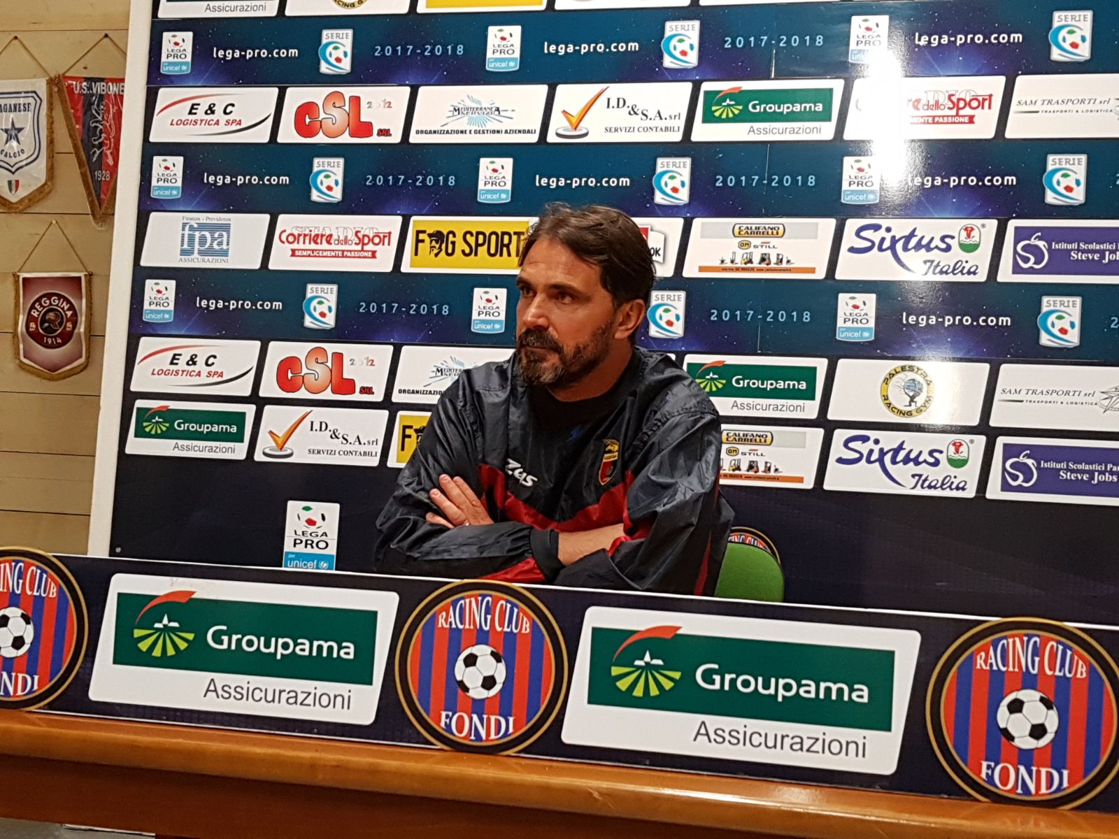 La Casertana lascia due punti a Fondi, D’Angelo: “Meritavamo la vittoria. Grazie ai tifosi per il grande sostegno”