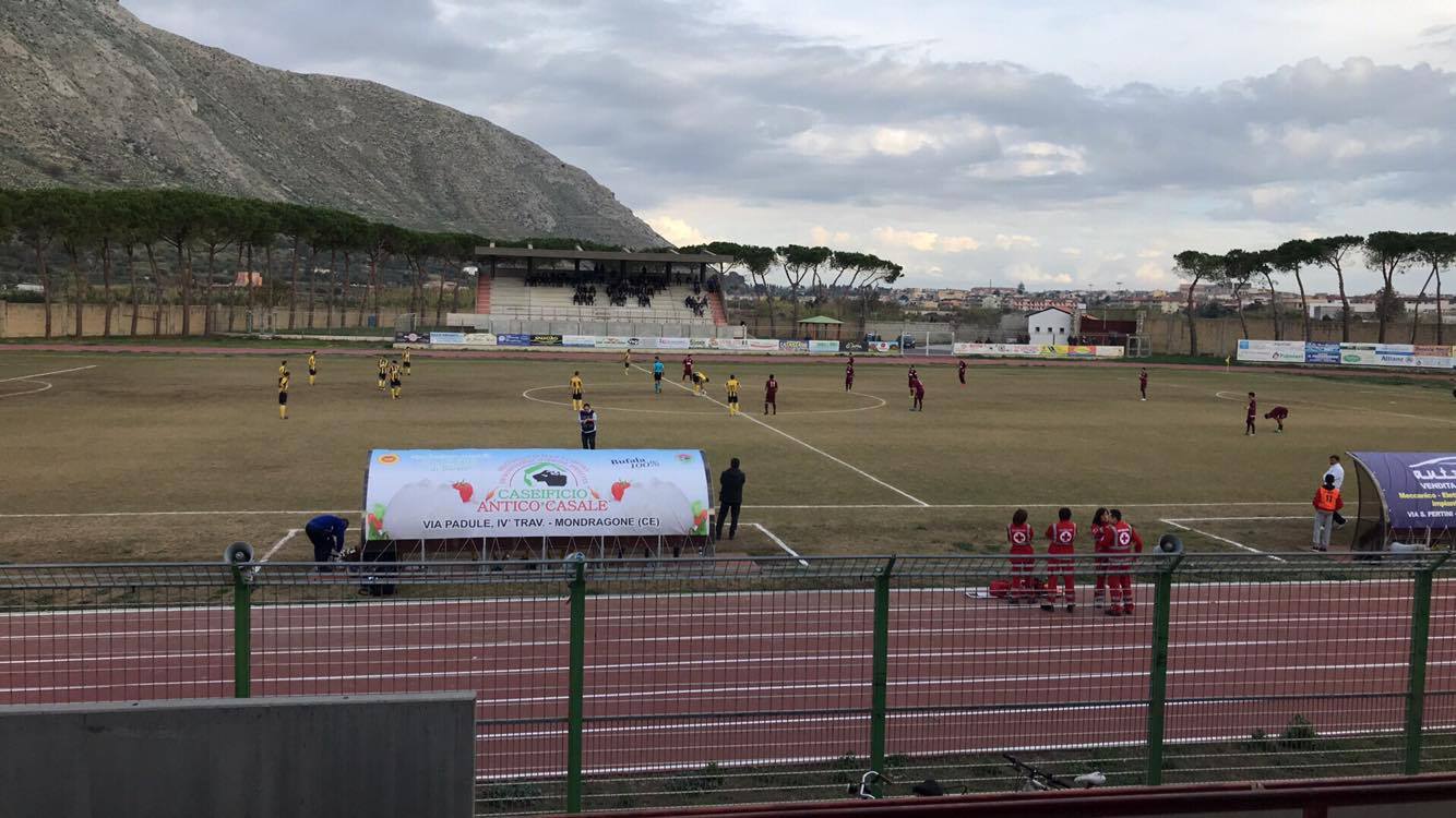 Beffa per il Mondragone, domiziani ripresi dal Giugliano al fotofinish