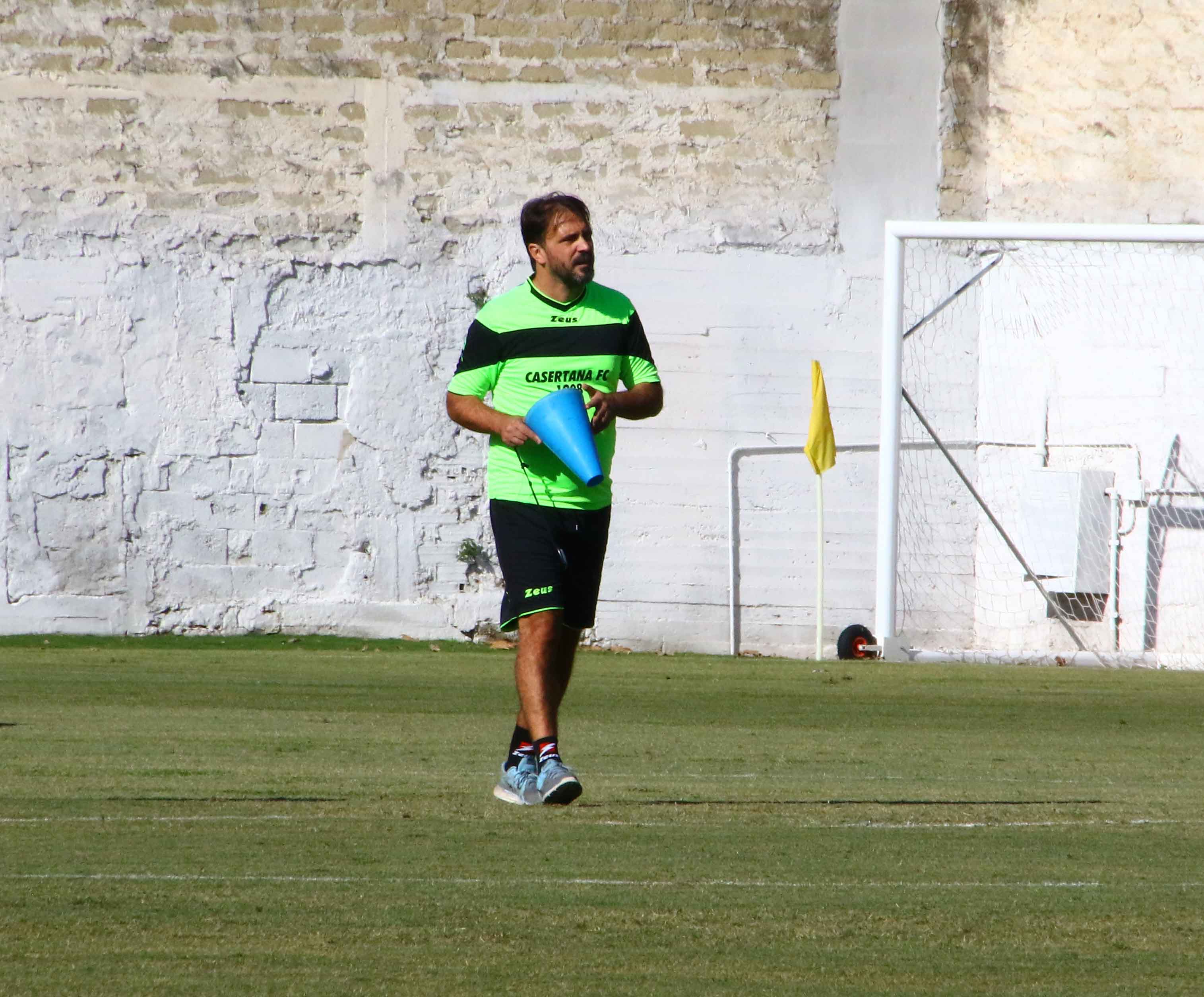 VIDEO – Casertana c’è un tabù casalingo da sfatare, D’Angelo: “Vincere per società e tifosi. Reggina? Attenti al loro dinamismo”