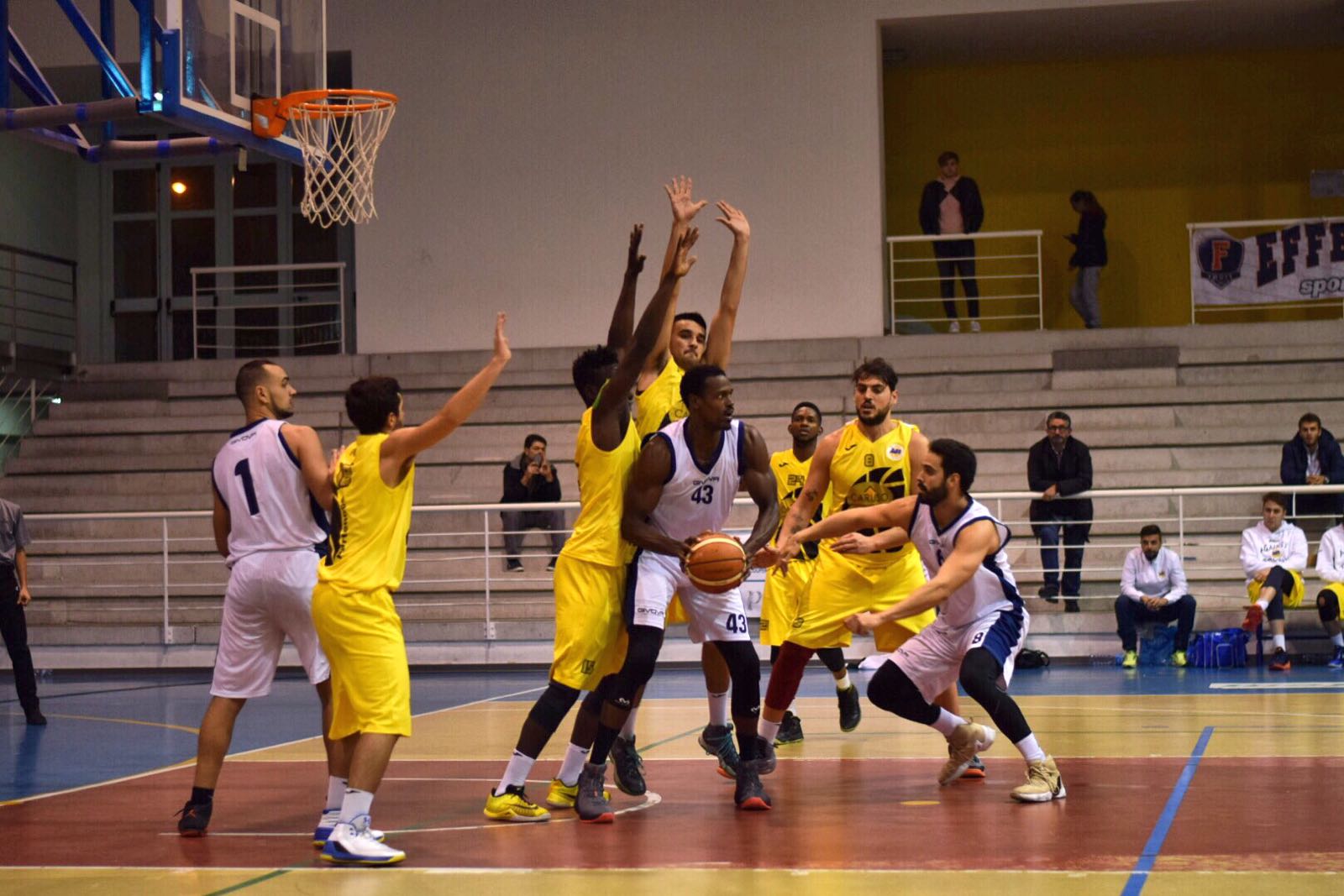 Il Cedri San Nicola rifila un trentello alla Partenope, coach Falcombello: “Contento per il primato solitario ma la strada è ancora lunga”