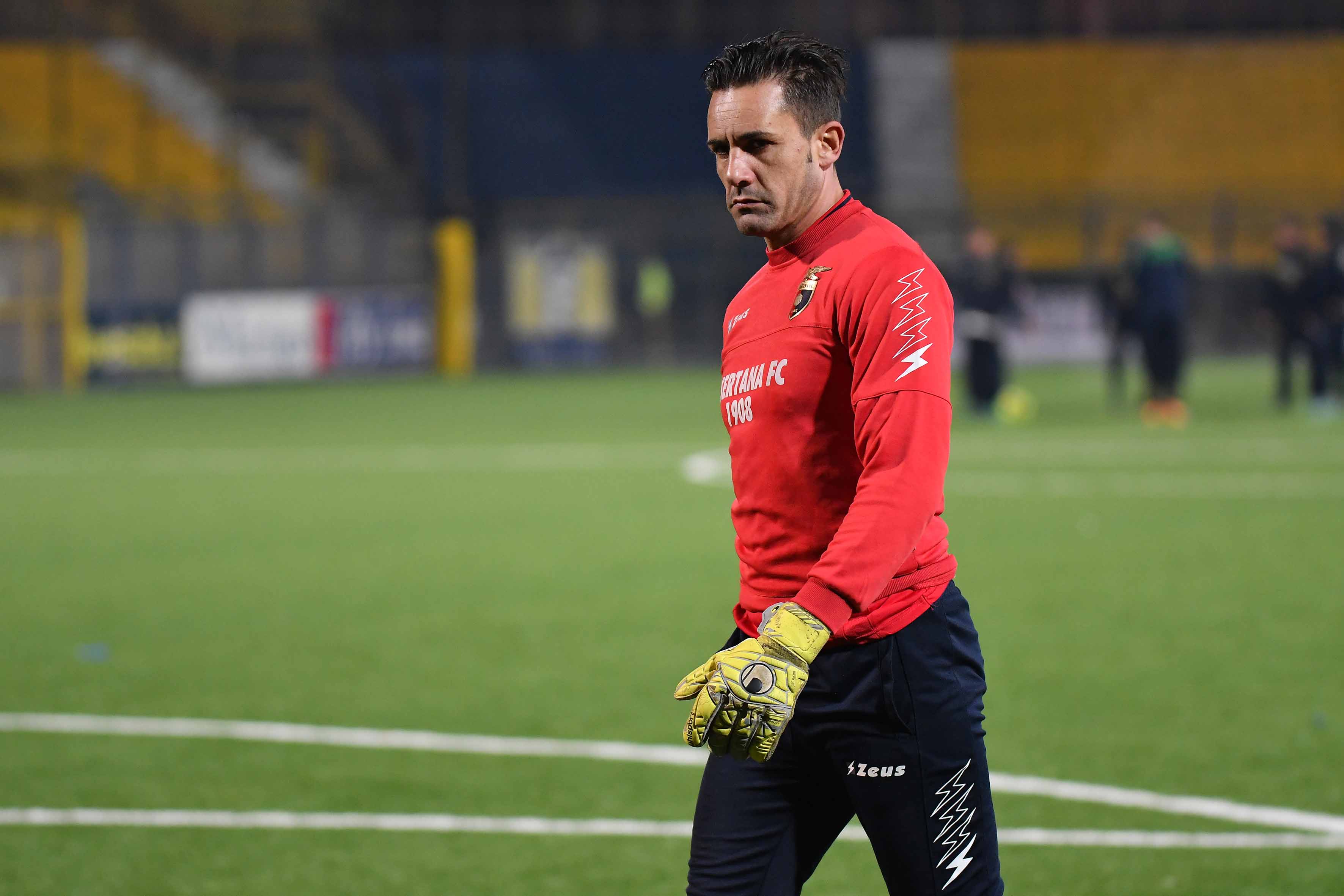 VIDEO – Gragnaniello pronto a riprendersi la Casertana: “Non sarei mai voluto partire e chi mi conosce sa come sono andate le cose. La Coppa Italia? Non vogliamo neppure perdere le amichevoli…”