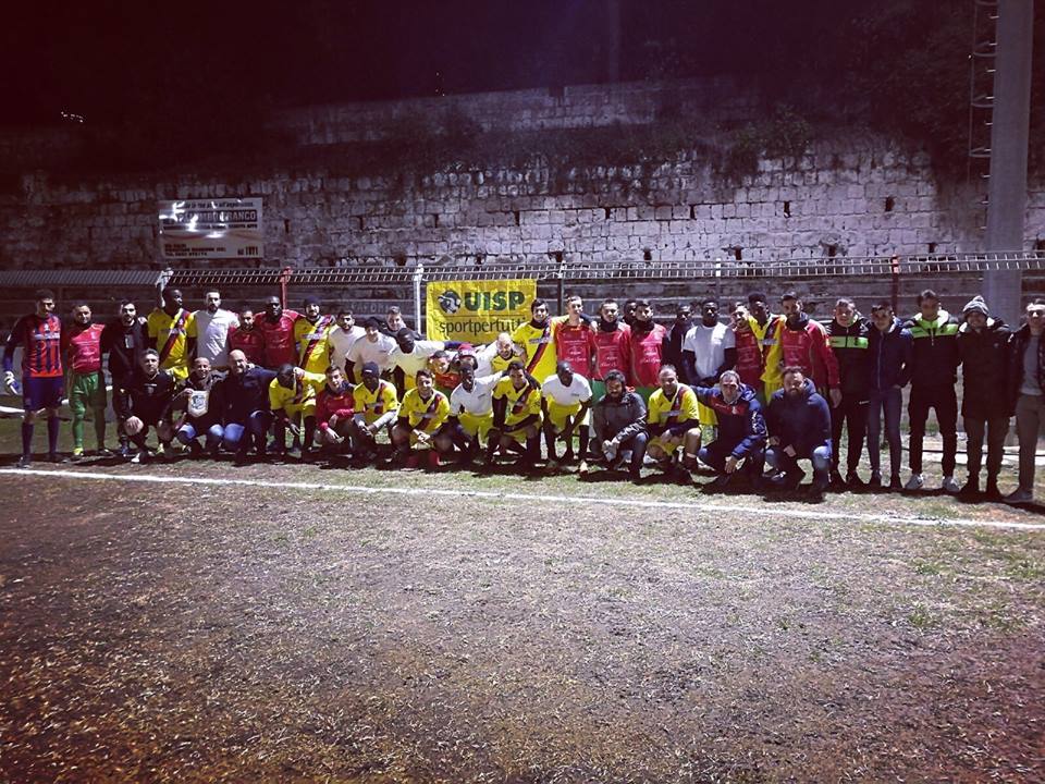 Enorme successo per “Un calcio al razzismo”. Pignataro Maggiore abbraccia l’evento targato SportAntenne