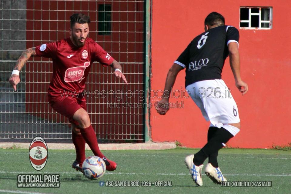 ULTIM’ORA SC. Un forte bomber ex Mondragone si libera dal San Giorgio: è un ghiotto affare di mercato