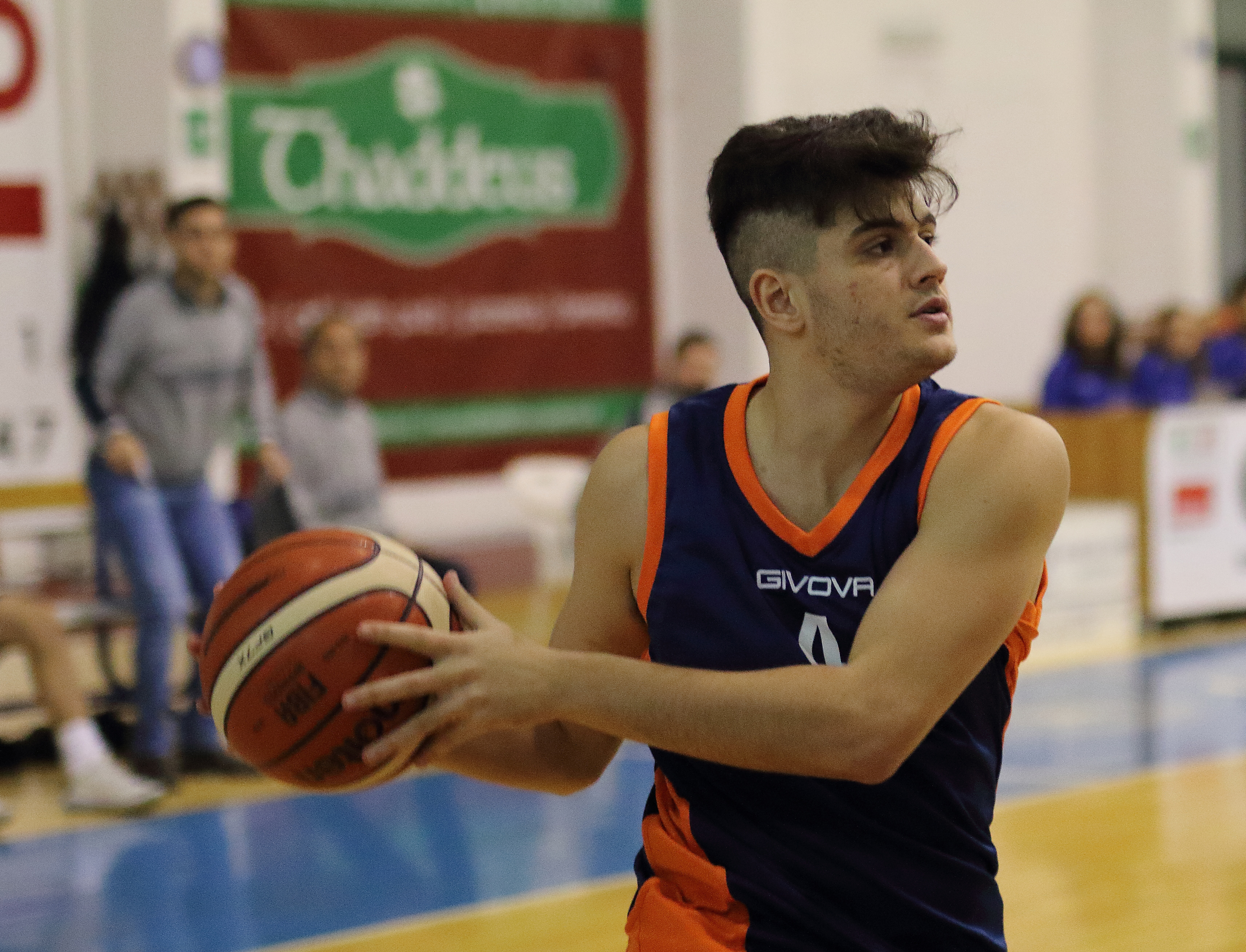 Il Cedri San Nicola ospita Nola, Tagliafierro: “Loro molto esperti, servirà un giusto approccio”