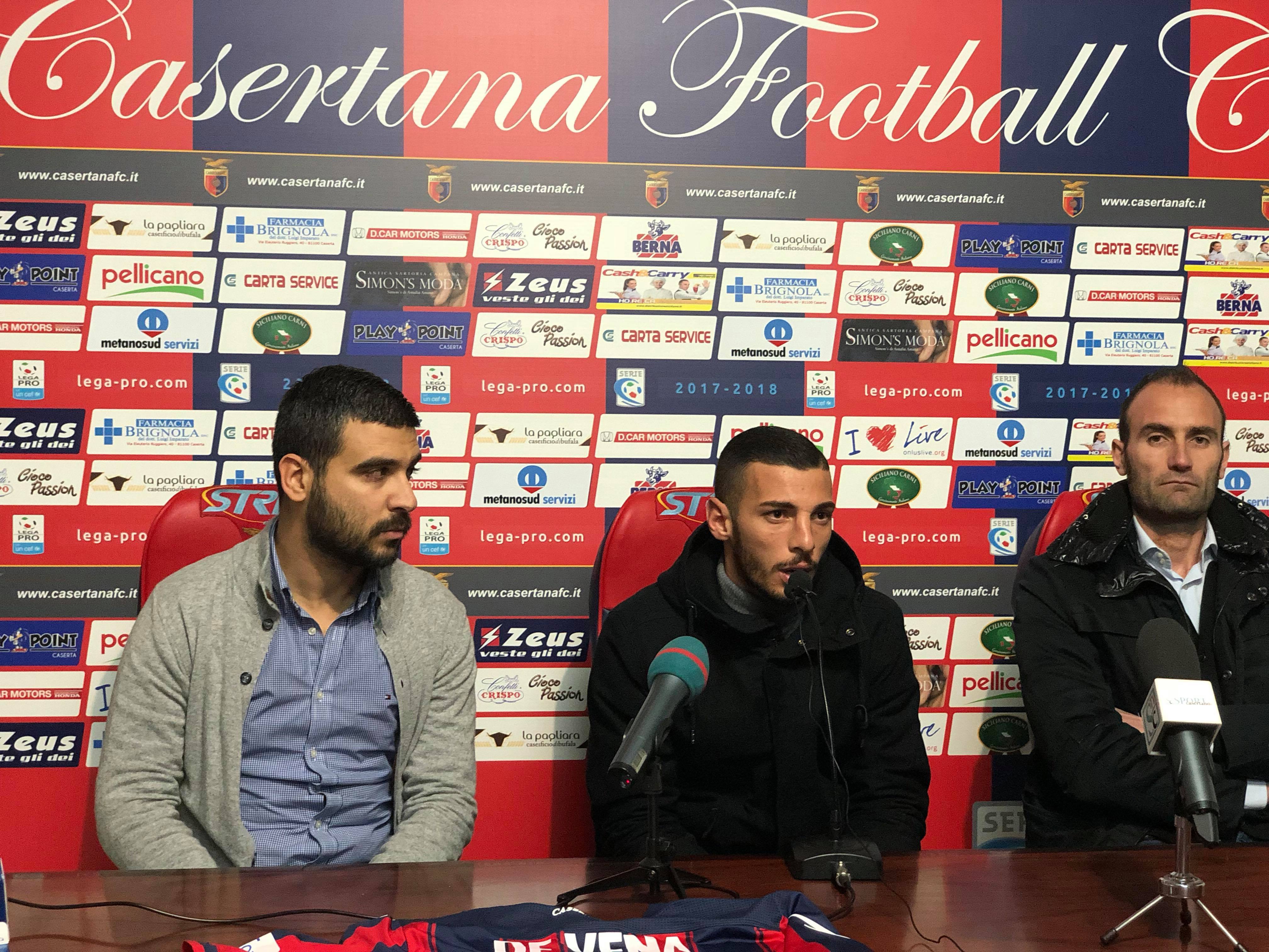 VIDEO – La presentazione di Alessandro De Vena e le parole del team manager Russo sul mercato della Casertana