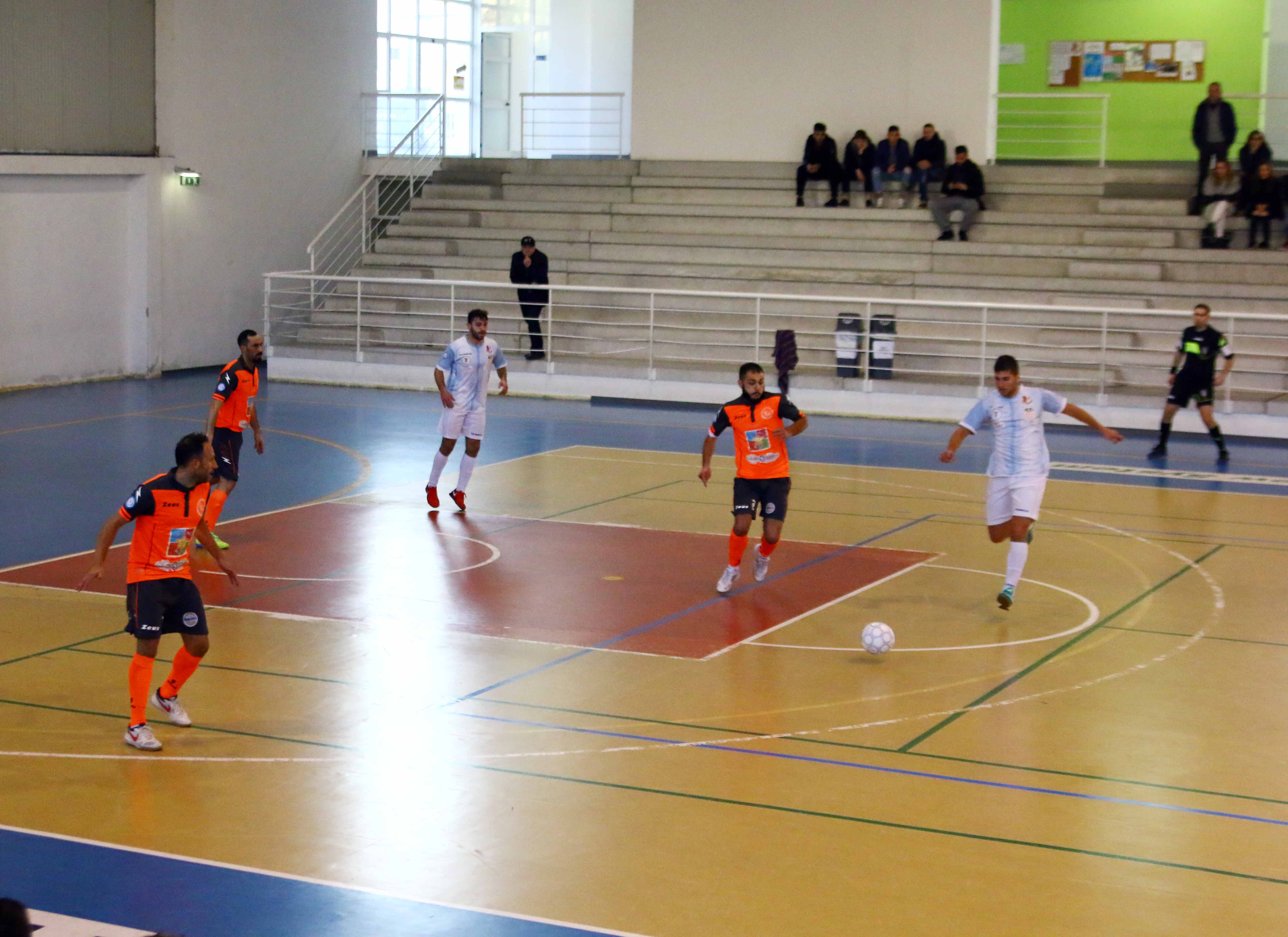 Befana amara per il Caserta Futsal battuto ancora dal Lausdomini