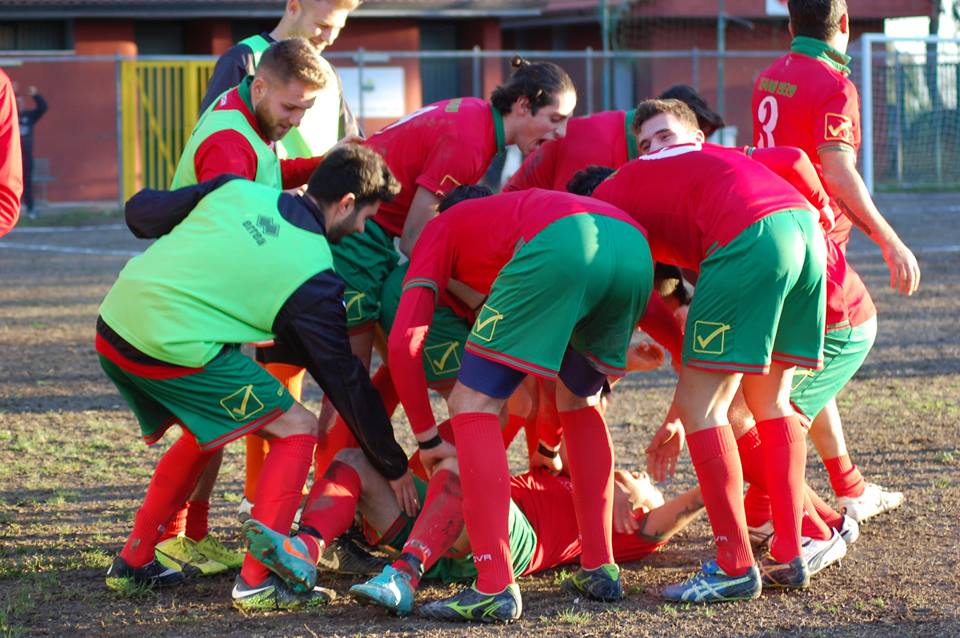 L'esultanza del Teano (foto Recca)