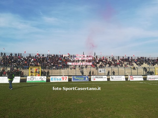Emozioni, pubblico da Eccellenza e finale incandescente nel derby: l’Albanova neutralizza l’assalto alla vetta del Villa Literno