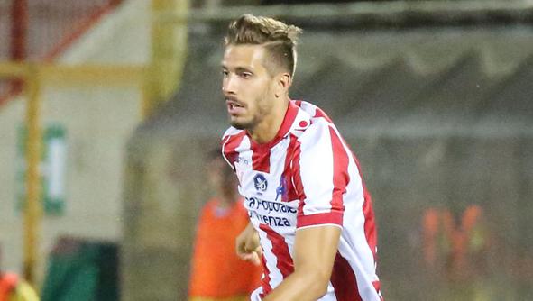 Casertana, l’addio di Marotta libera un posto over e torna di moda un promettente attaccante