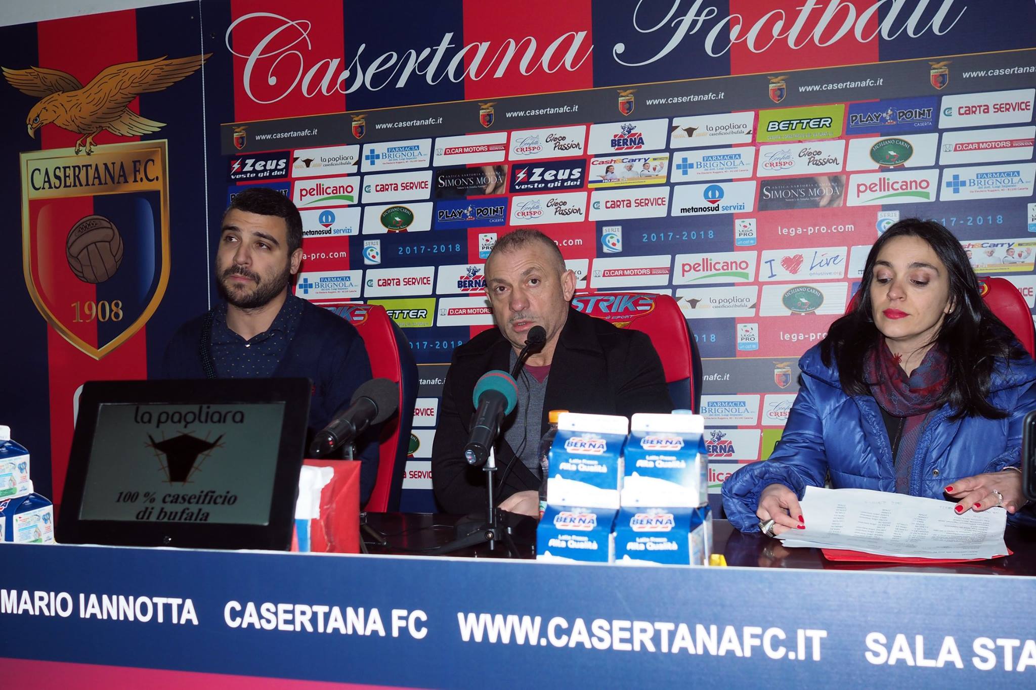 Milioni di debiti saldati, D’Agostino ha salvato la Casertana: “Il futuro non mi spaventa, ci faremo sempre rispettare”. Il video integrale della conferenza stampa