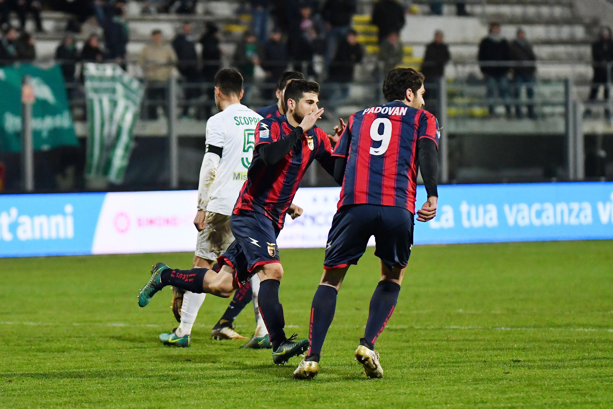 La Casertana allunga la serie positiva e strappa un punto a Monopoli. La nostra fotogallery