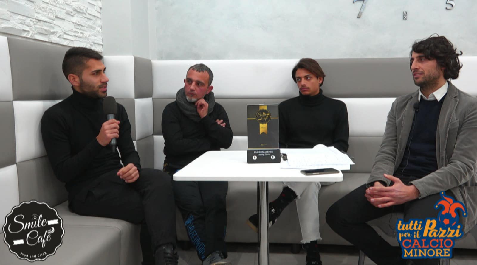 Gran debutto per la trasmissione “Tutti pazzi per il calcio minore”: guarda la prima puntata allo Smile Cafè