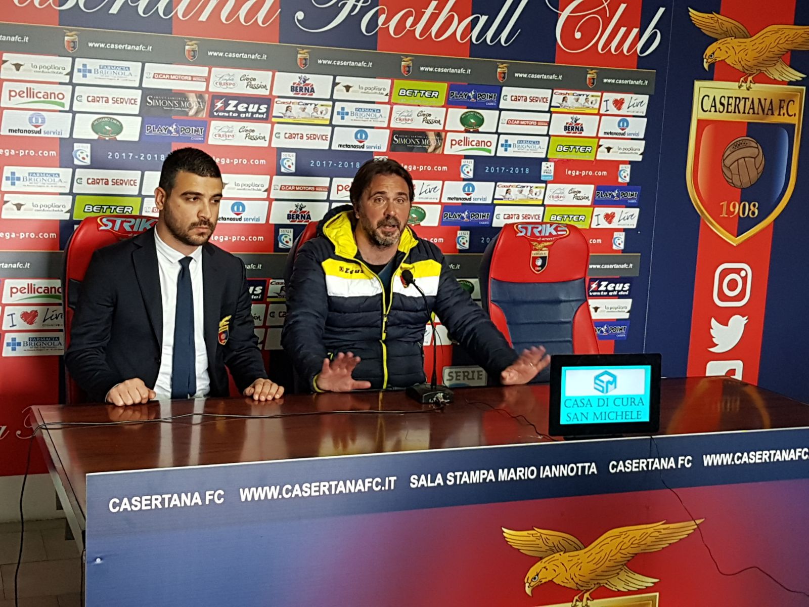 Solo un pari per la Casertana, D’Angelo rompe gli indugi e sbotta: “Non siamo nè Real Madrid nè Barcellona che distruggiamo gli avversari. Passo falso? Ma di che parliamo, mi hanno chiamato per la salvezza. Non sono simpatico a nessuno ma la squadra merita rispetto”