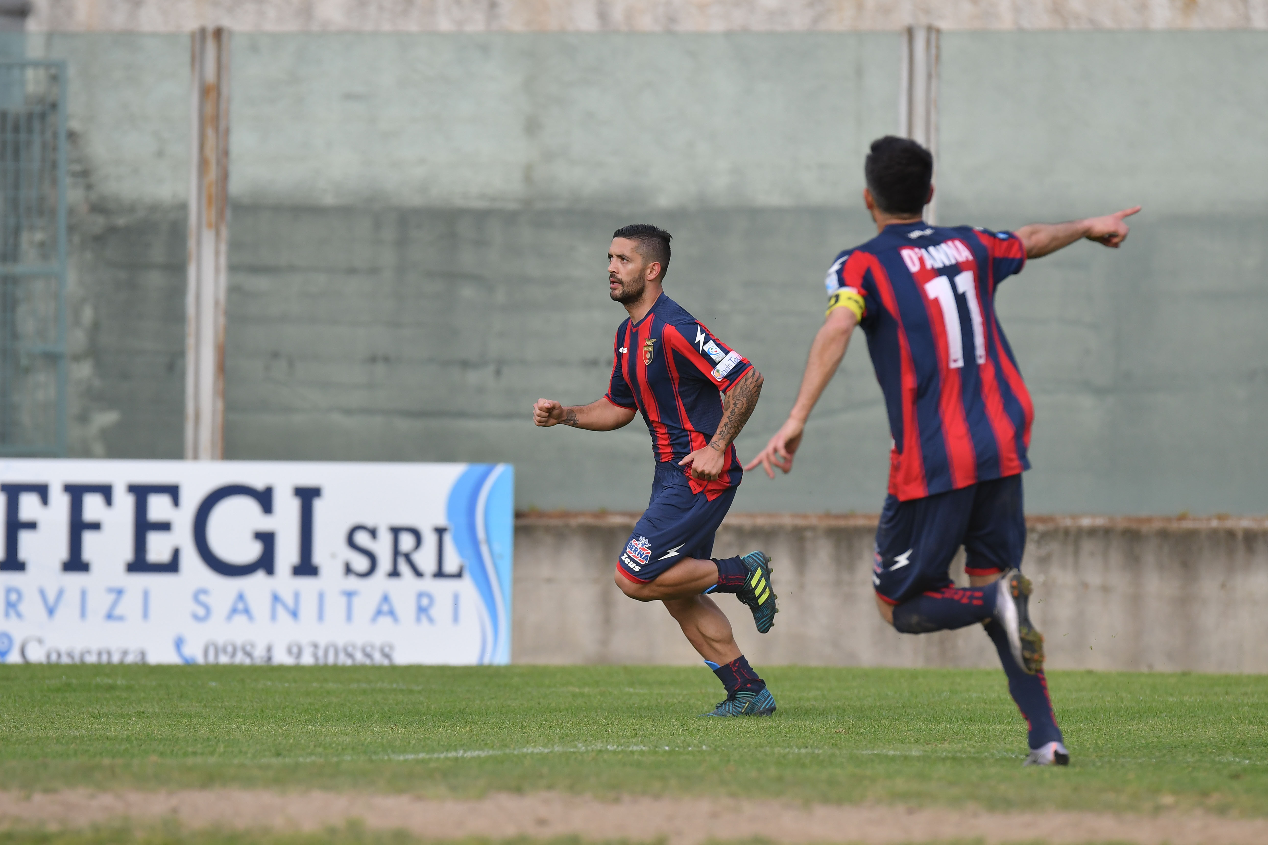 De Rose gioia da tre punti: “Dedicato alla mia futura moglie a alla mia famiglia. Adesso per i playoff ci siamo anche noi”