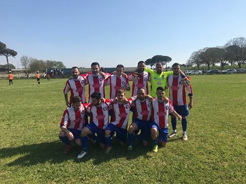 Cinquina pirotecnica del Villa di Briano contro la Frattaminorese e corsa play-off che continua