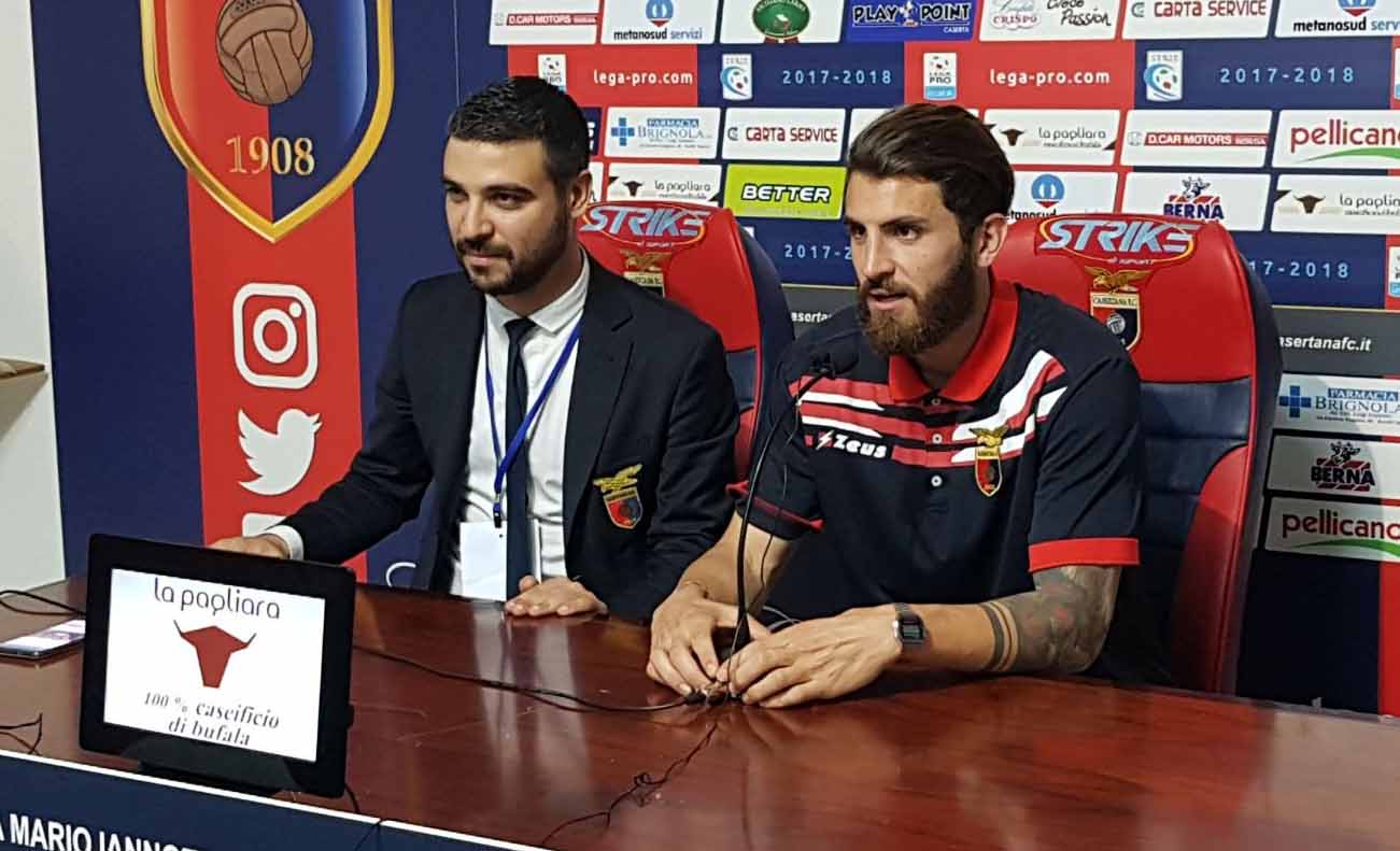 La Casertana si aggrappa a Pinna e vola al secondo turno playoff: “Meno brillanti ma vincenti. Voglio arrivare il più lontano possibile con questa maglia e martedì a Cosenza…”