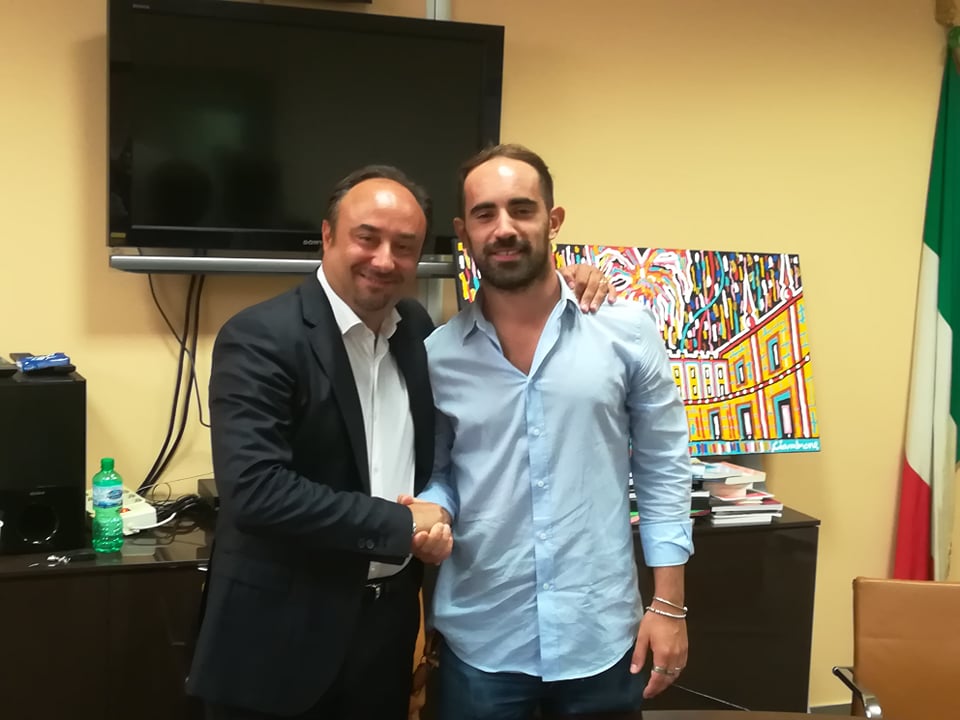 Inizia ufficialmente la nuova era del Gladiator. De Felice ed Aveta in coro: “Connubio vincente per il bene di un sodalizio storico. Ecco le nuove divise ufficiali”