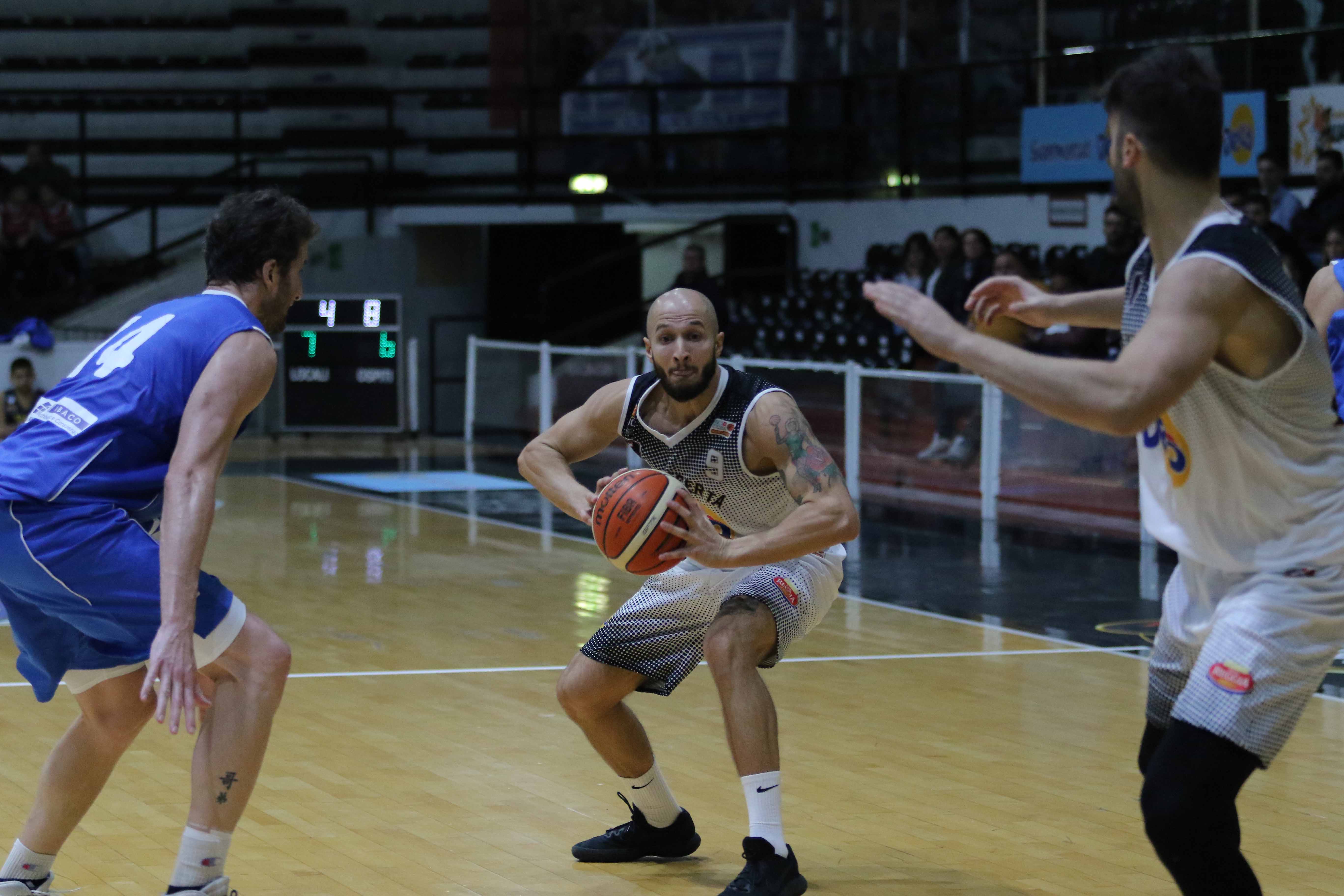 La Decò Caserta fallisce il pokerissimo e si arrende alla Broker Roma